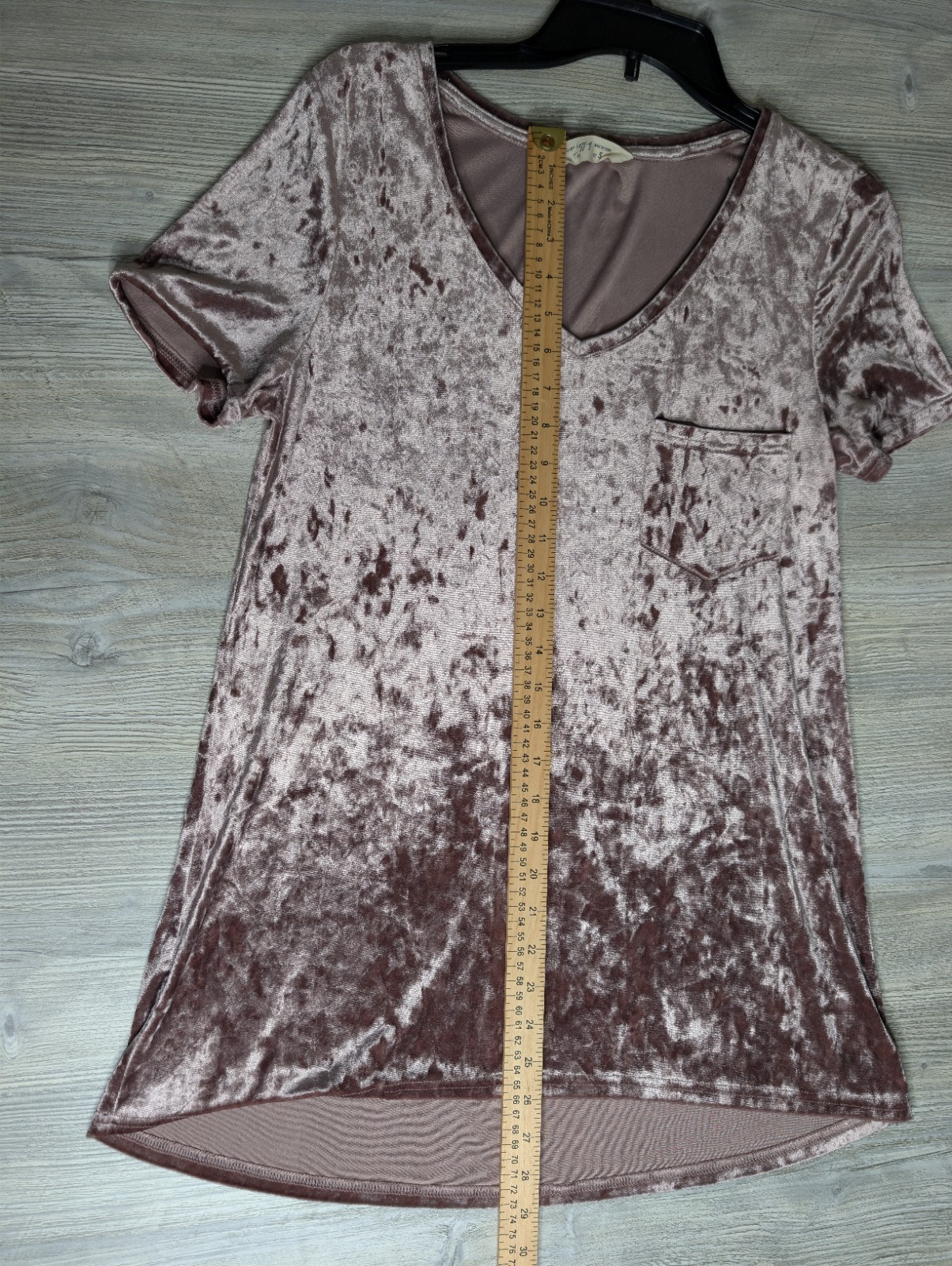This Dusty Rose Crushed Velvet V-neck T-shirt by POL Features A Chest Pocket S