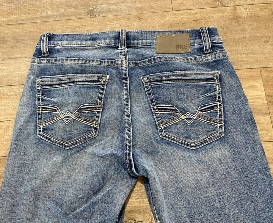 BKE Buckle HENRY Mens 33X32 Thick Stitch Blue Denim Jeans Whiskers Stretch