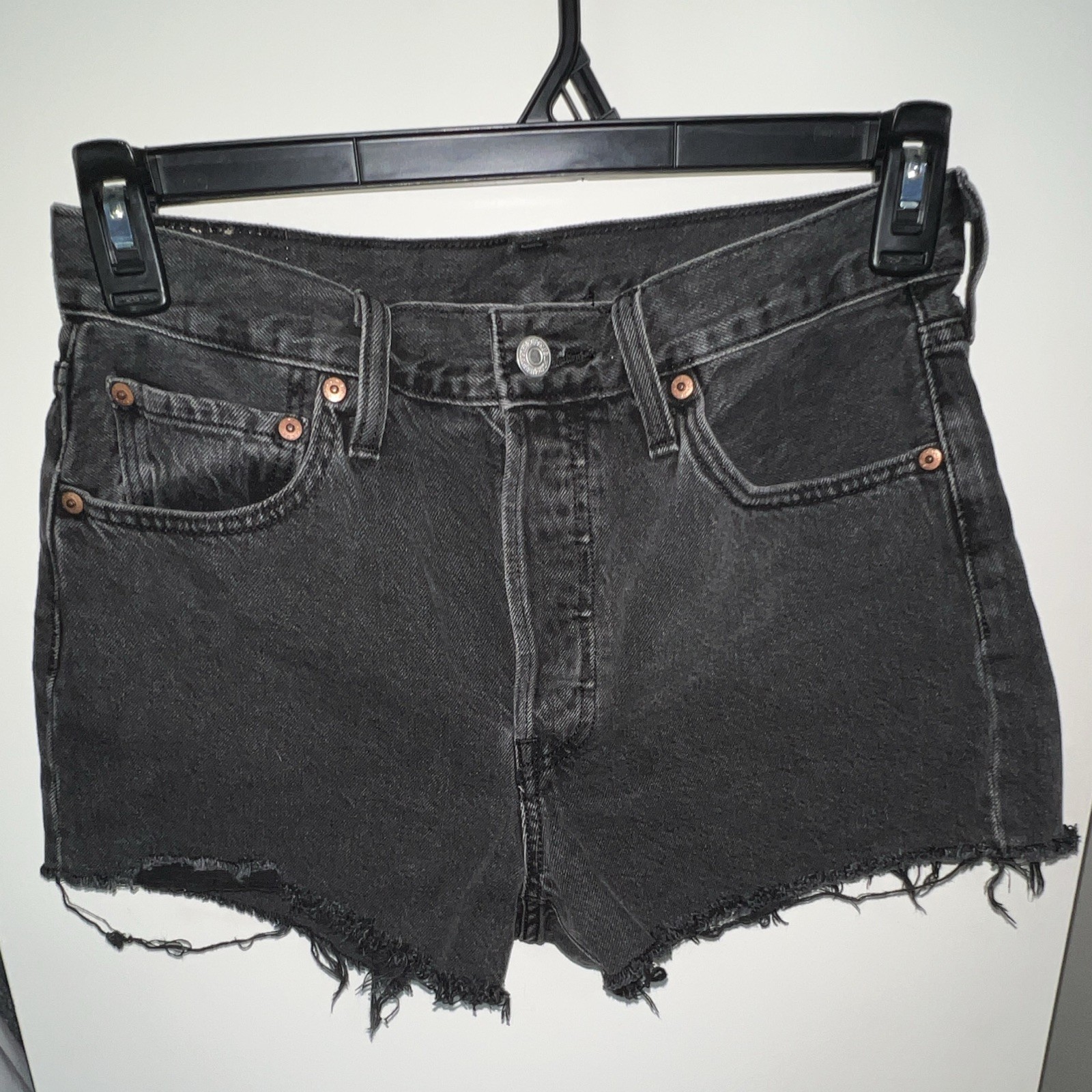 Levi’s 501 Women’s Black Denim Cut Off Shorts W30 High Rise 5-Pocket Button