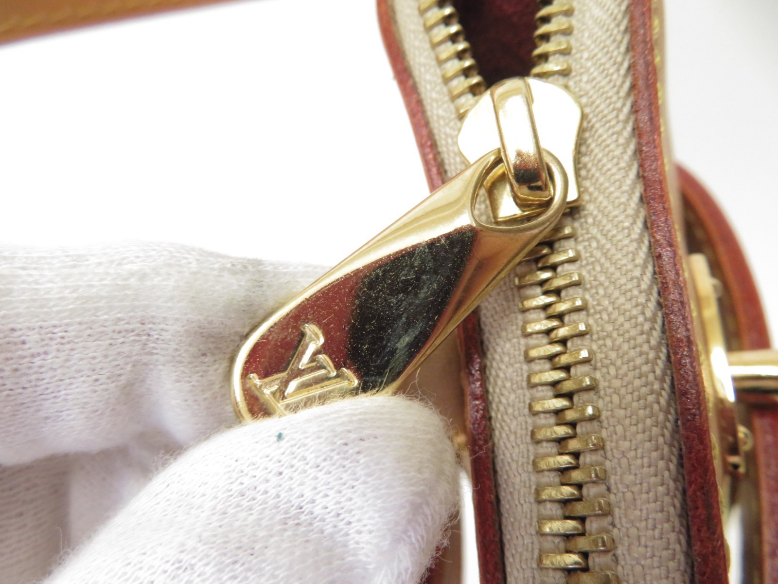 Authentic Louis Vuitton Monogram Multicolor Greta Shoulder Bag M40195 S#52731