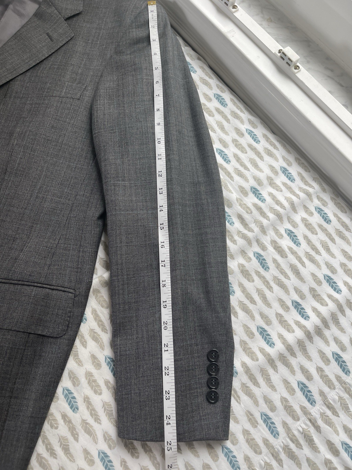 Brooks Brothers Gray Glen Plaid Made in Italy 2 Piece Suit 43R Fits like 44R