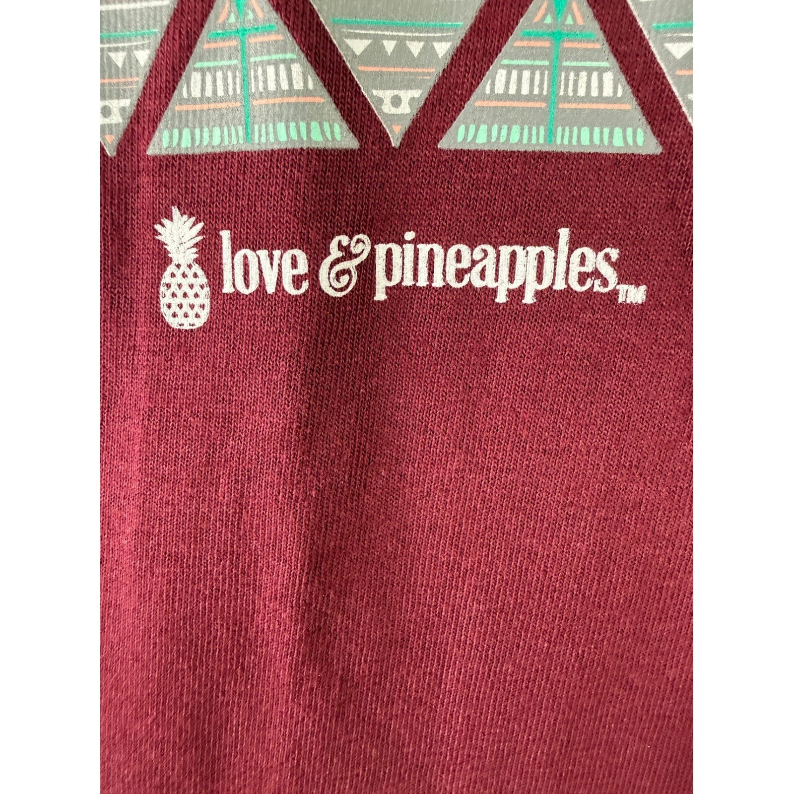 NWT Love & Pineapples Womens Part Huntress Part Girl Boss – T-Shirt Maroon L