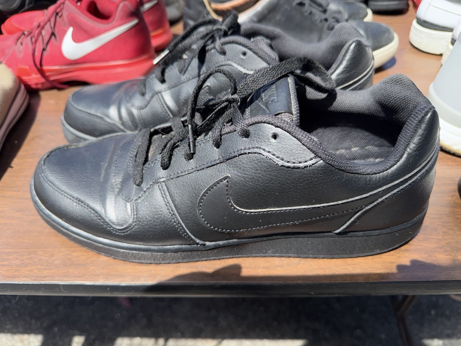 Nike Ebernon Low Triple Black Men’s Low Top Lace-Up Leather Sneakers AQ1775-003