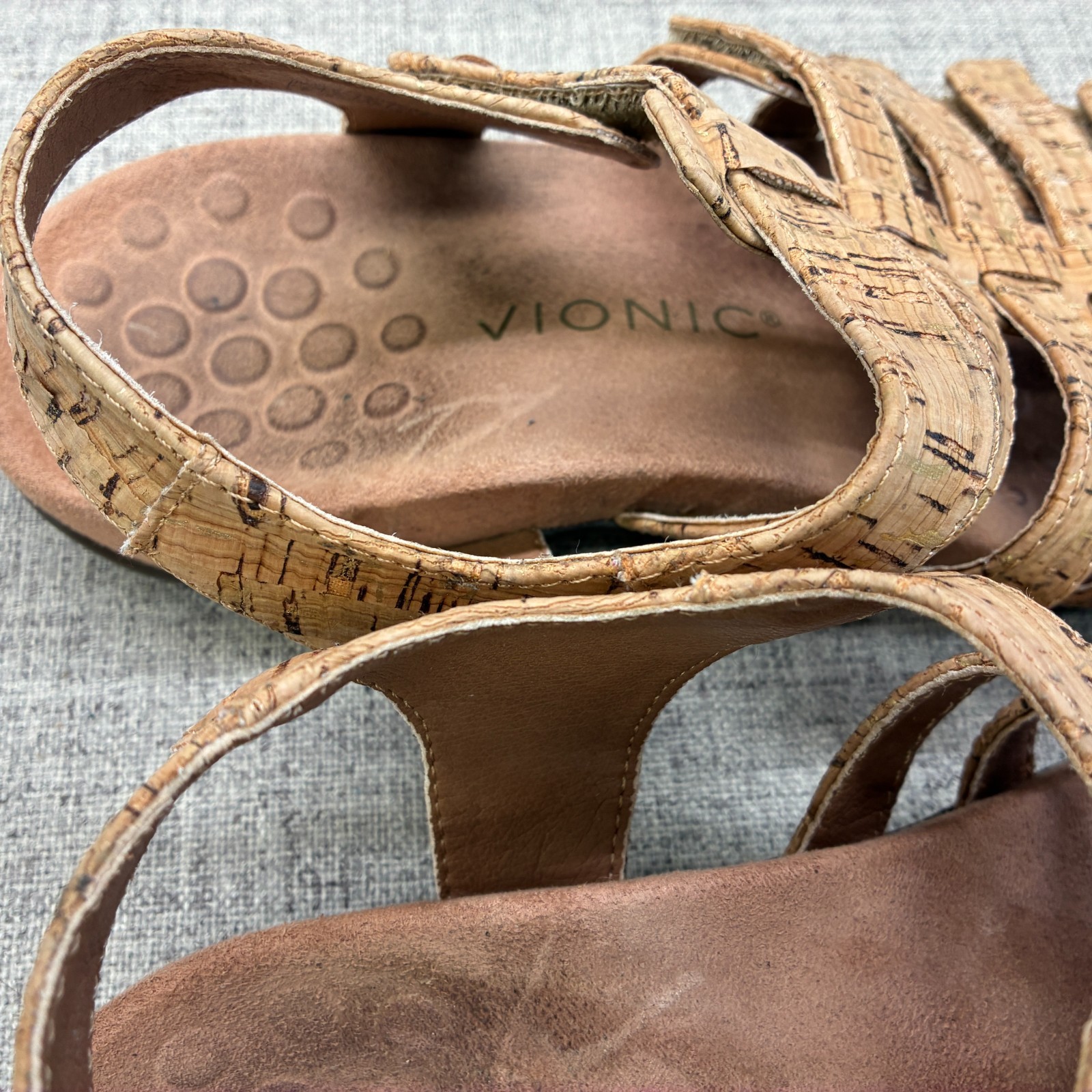 Vionic Harissa Cork Sandals Lt. Brown Tan Strappy Slingback Shoes Womens Size 8