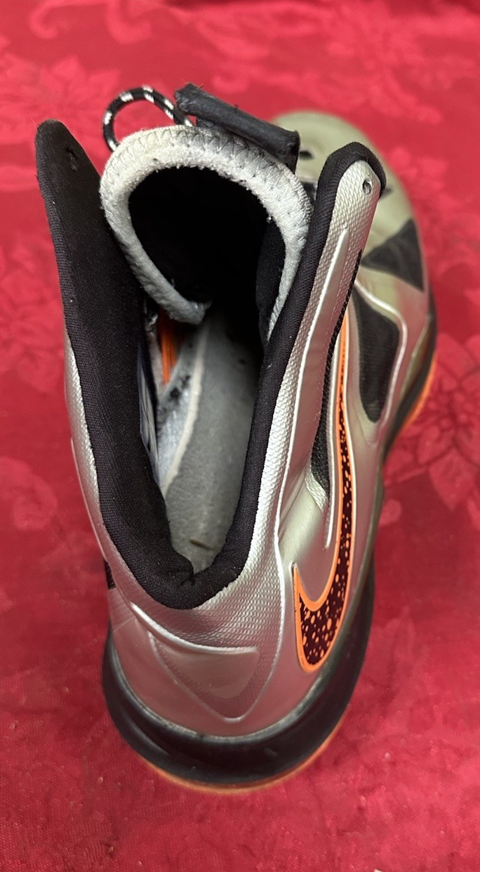 2012 Nike LeBron X Lava Grey Black Orange Sneakers Mens Sz 11 541100-800 Read