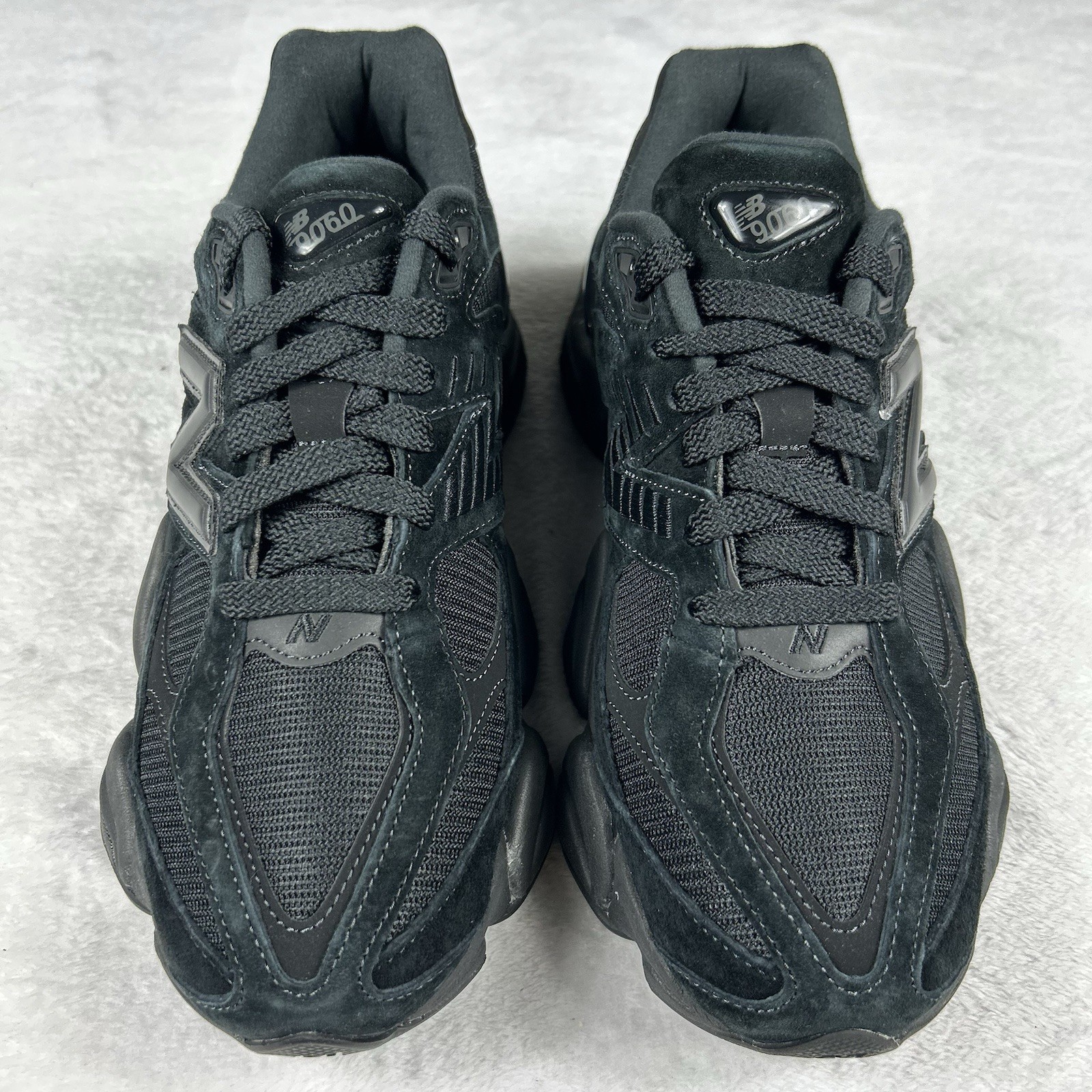 New Balance 9060 Triple Black Suede Running Shoes Men’s Size 9 Women’s 10.5 New