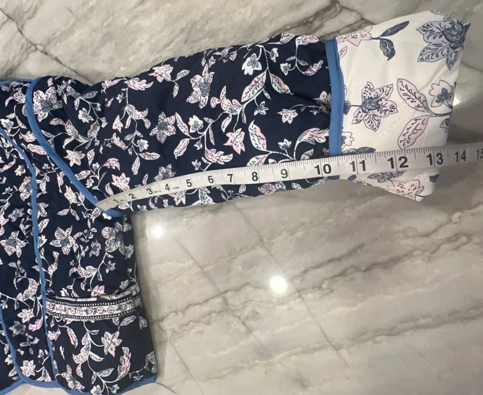 Reversible Quilted Jacket Cropped Sz MED* Navy Blue Floral Ivory/Pink