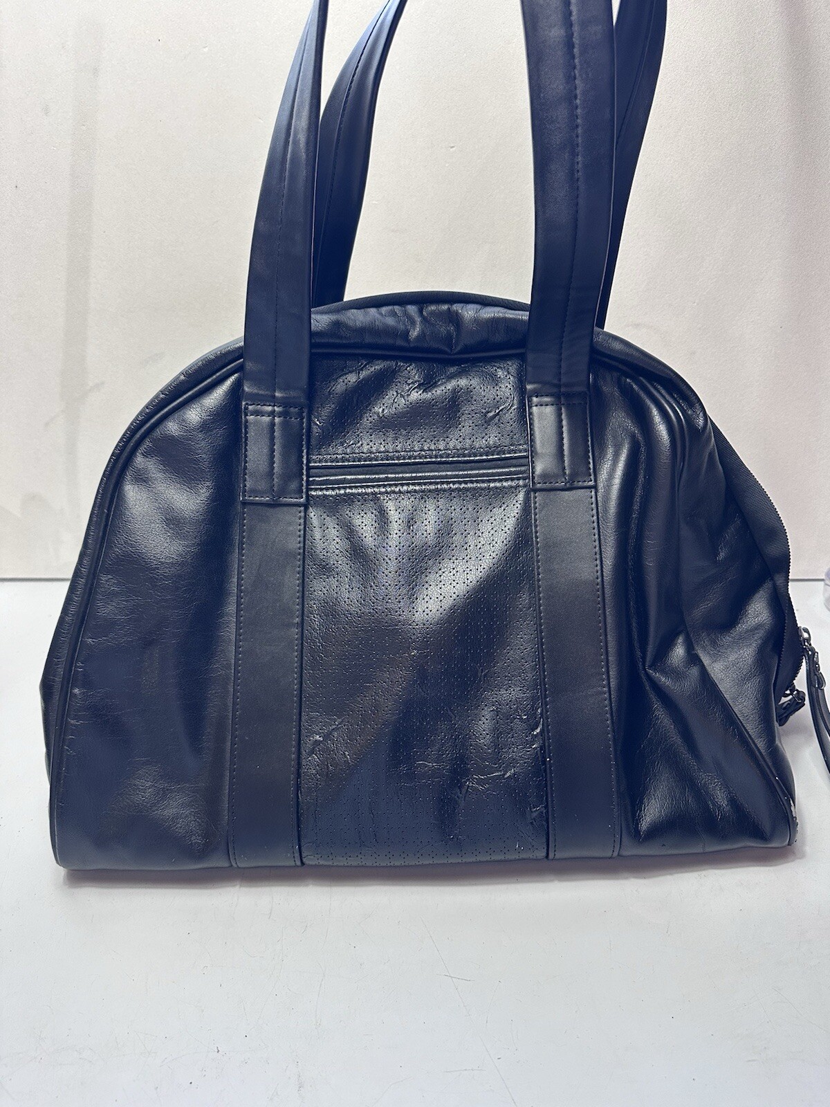 Lululemon Om For All Large Gym Travel Weekender Shoulder Bag Black Faux Leather