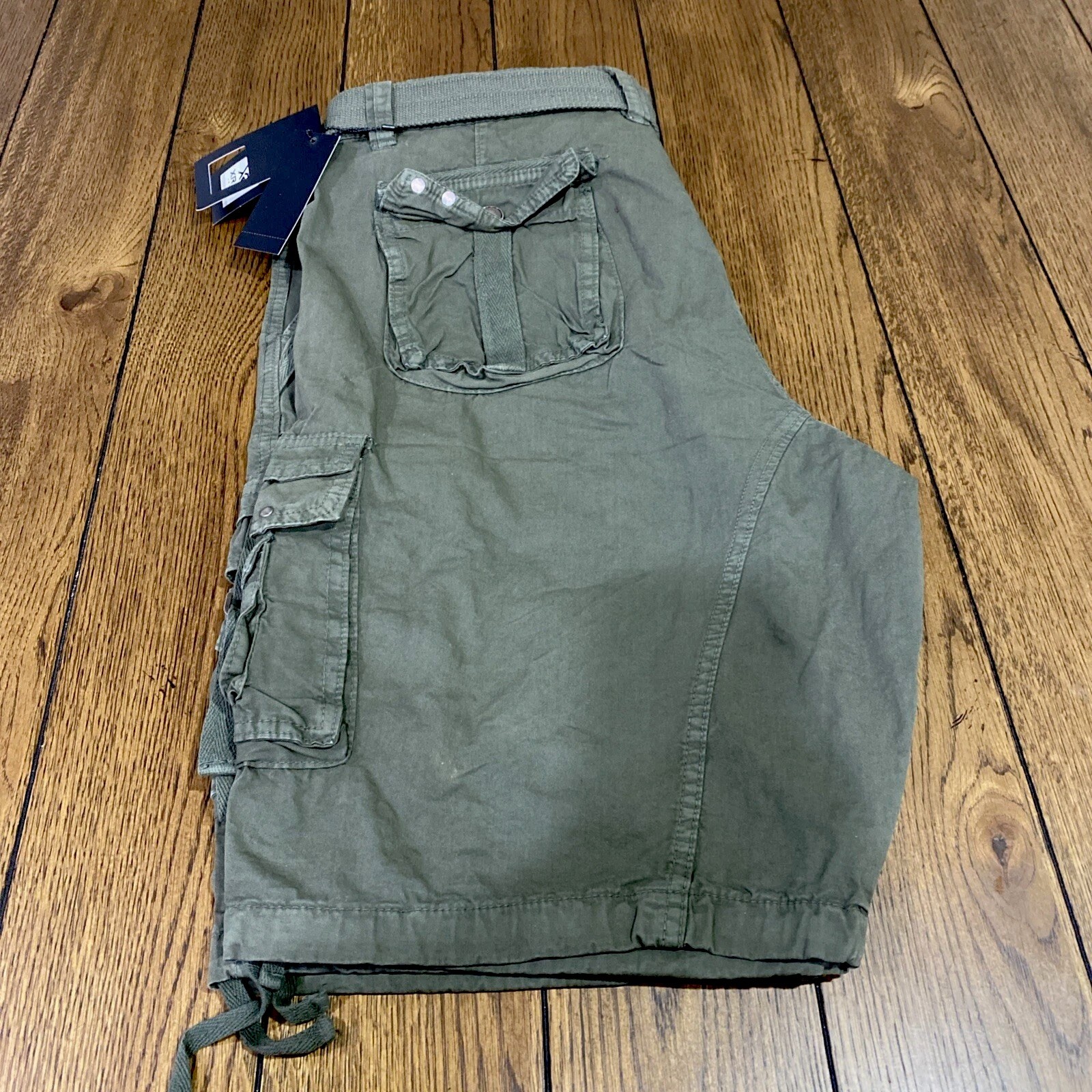 Cargo Men’s 12.5″ Inseam Knee Length Classic Fit Cotton Shorts/Sage – NEW