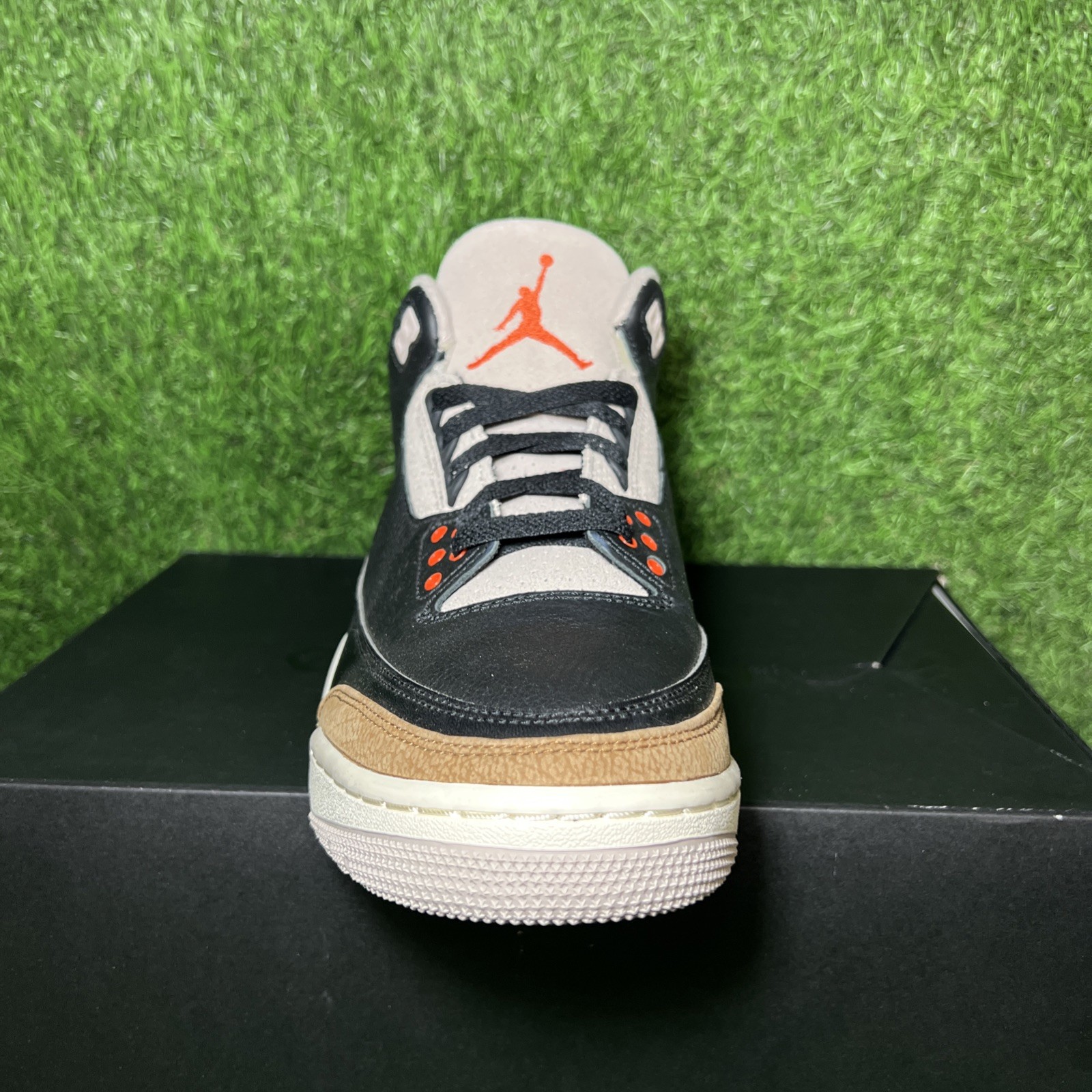 Size 10 – Jordan 3 Retro Mid Desert Elephant RIGHT SHOE ONLY