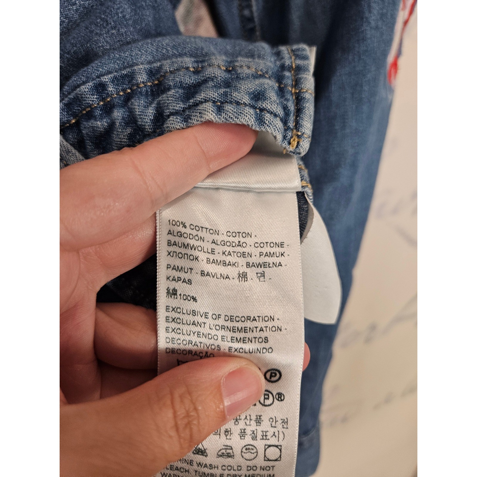 Levi’s Western Denim Shirt XS Blue Floral Embroidered Pearl Snap Classic Fit