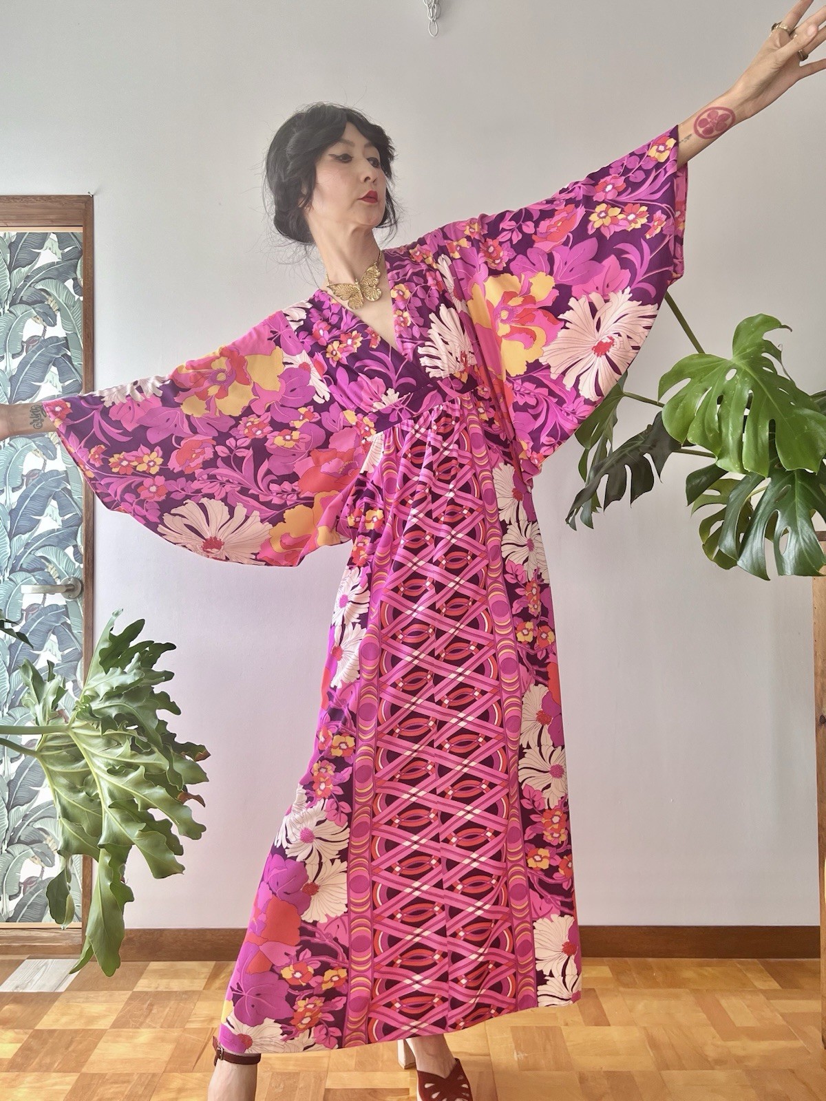 1970s Mr. B of California Psychedelic Floral Wing Sleeve Caftan Dress Maxi Gown