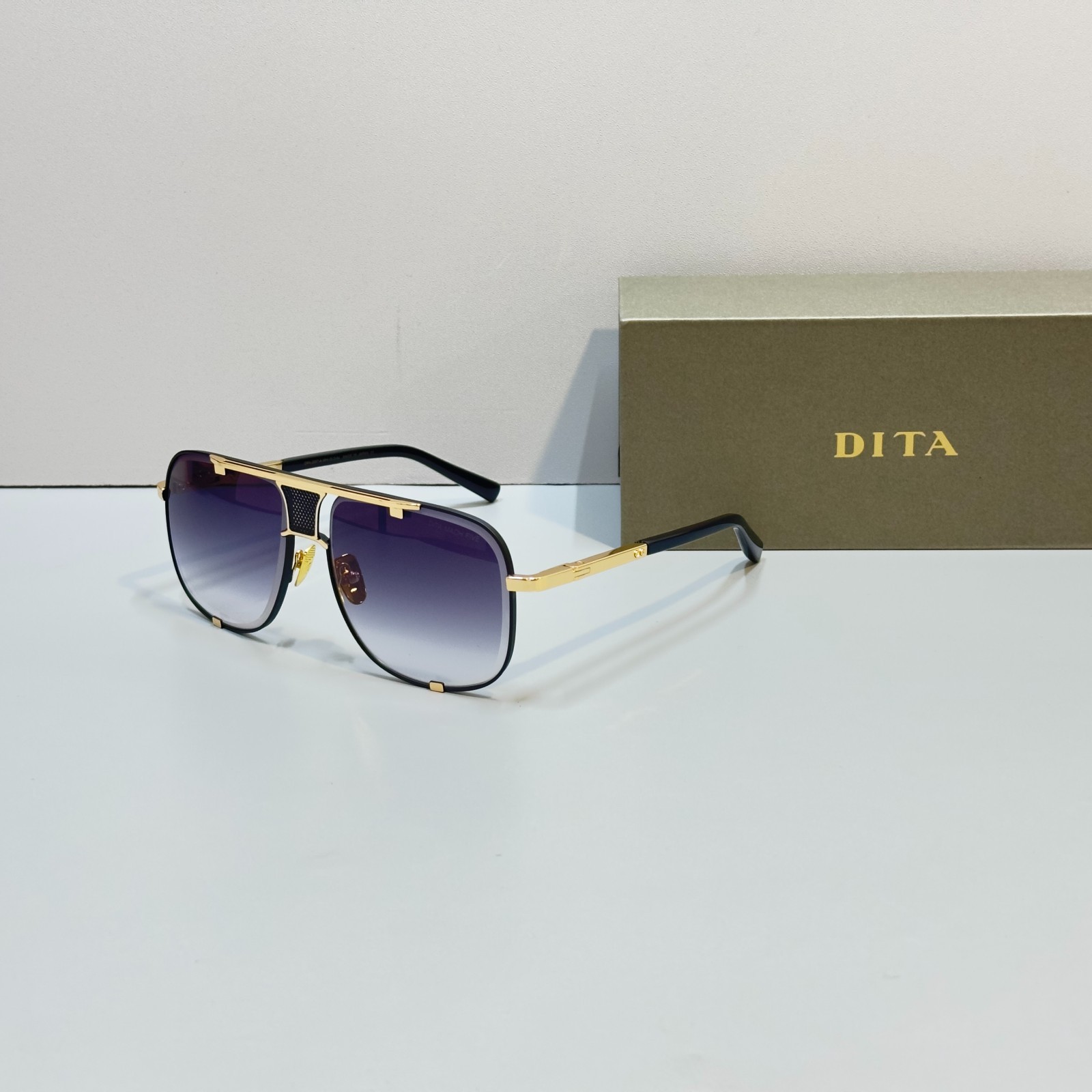 DITA MACH-FIVE DRX2087 Black Gold Titanium Purple Gradient Sunglasses w/ Box