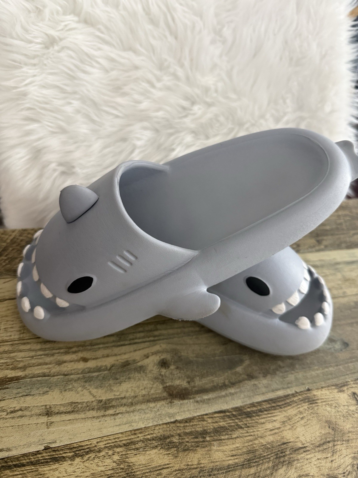 Youth’s 3D Shark Slide Sandals Gray/White Slip-On EU 38-39 US 6-7