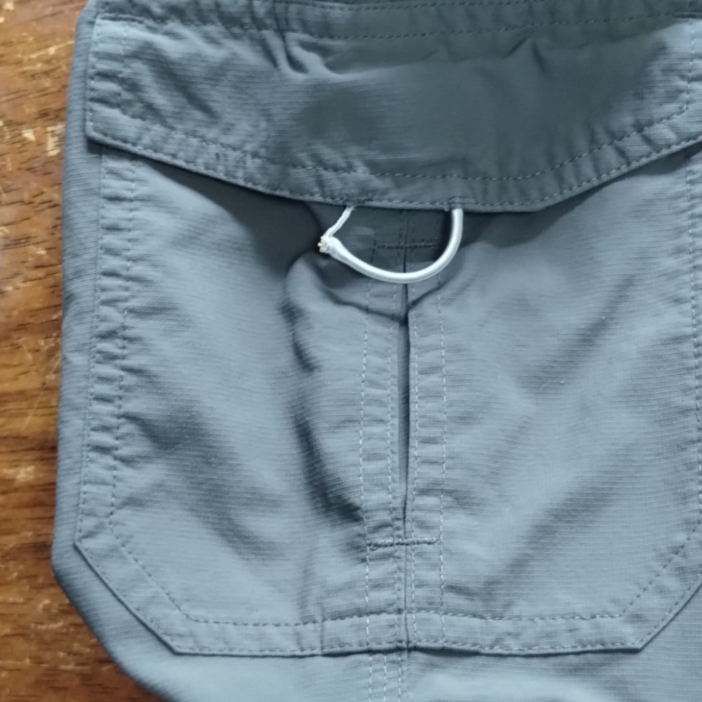 Mountain Hardwear Women’s Gray Cargo Pants Straight Leg Ripstop Nylon 30″