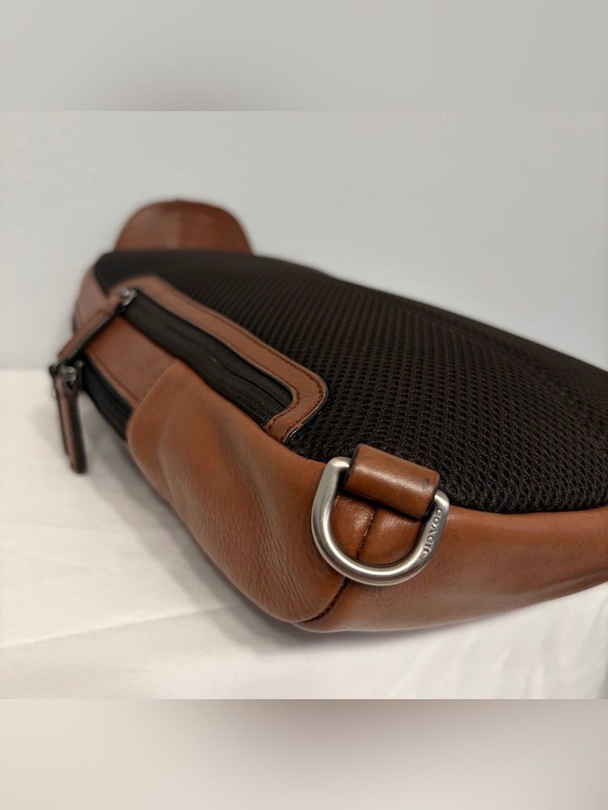 Coach Camden Leather Sling Pack (#F71344) in Tan Smoothed Leather w/ Black Strap