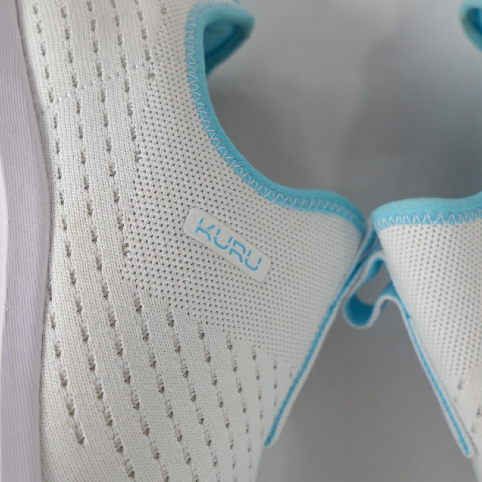 Kuru ATOM Slip-On Bright White-Topaz Blue Women’s Size 10.5 *EXCELL COND!