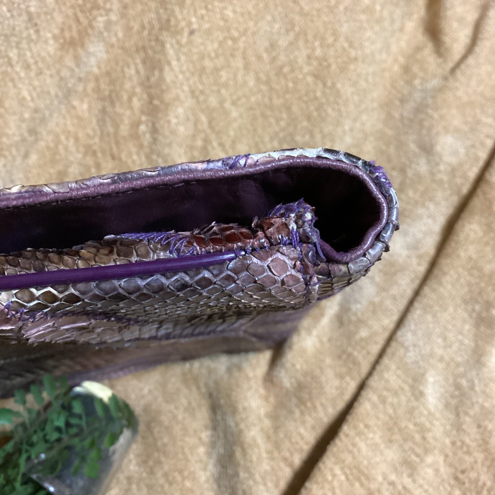 Vtg 80’s Snakeskin Purple/Pink/Beige/Brown Clutch Purse Python Gold Chain Strap