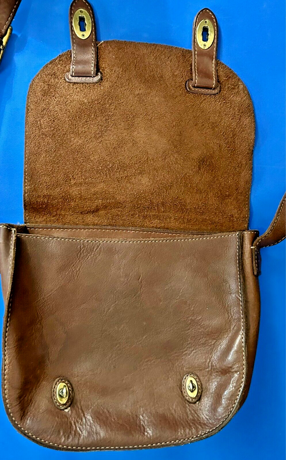 Fossil Austin Leather Turn Lock Saddle Flap Crossbody Messenger Shoulder Bag