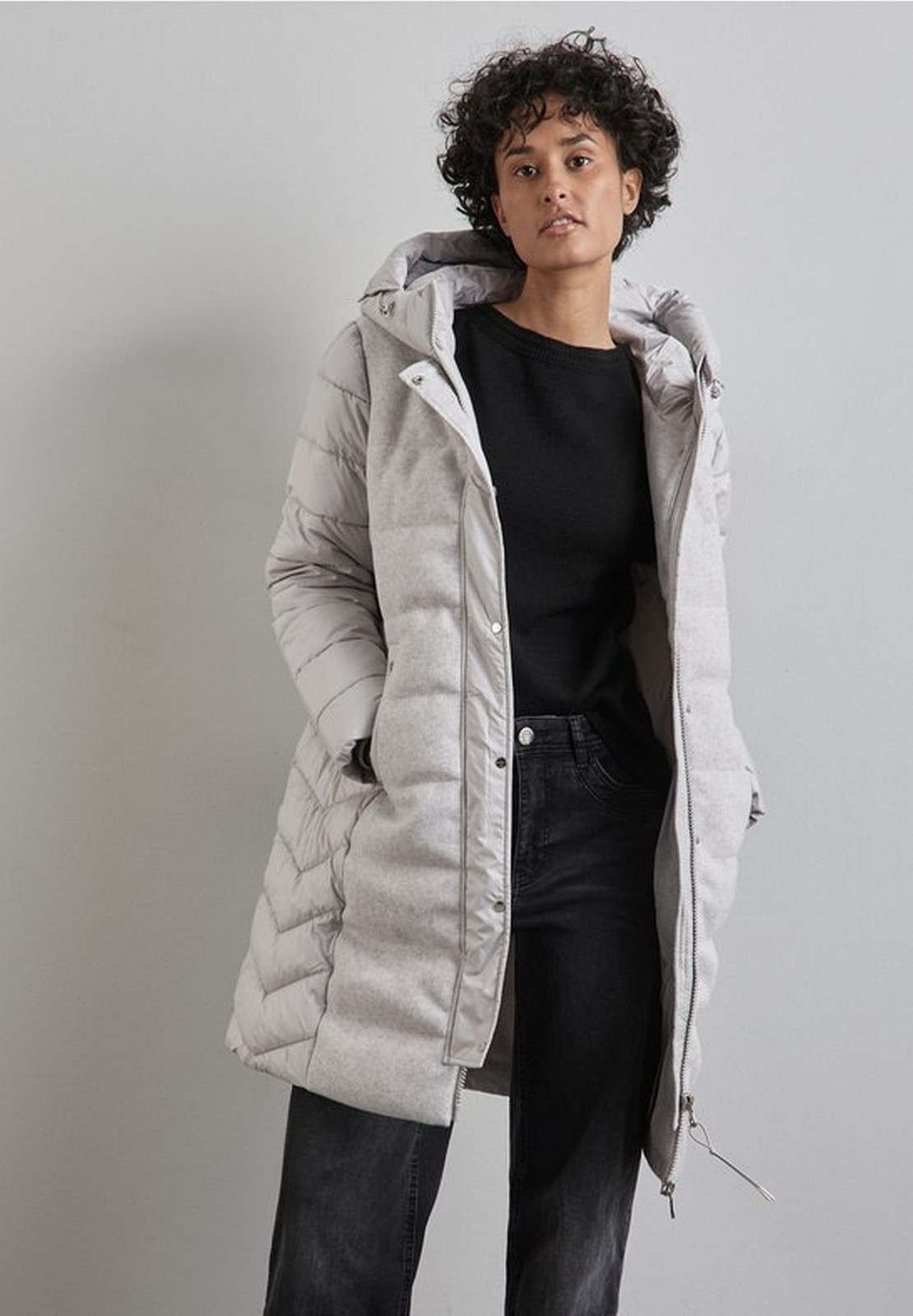 Street One quilted jacket with material mix in the color gray