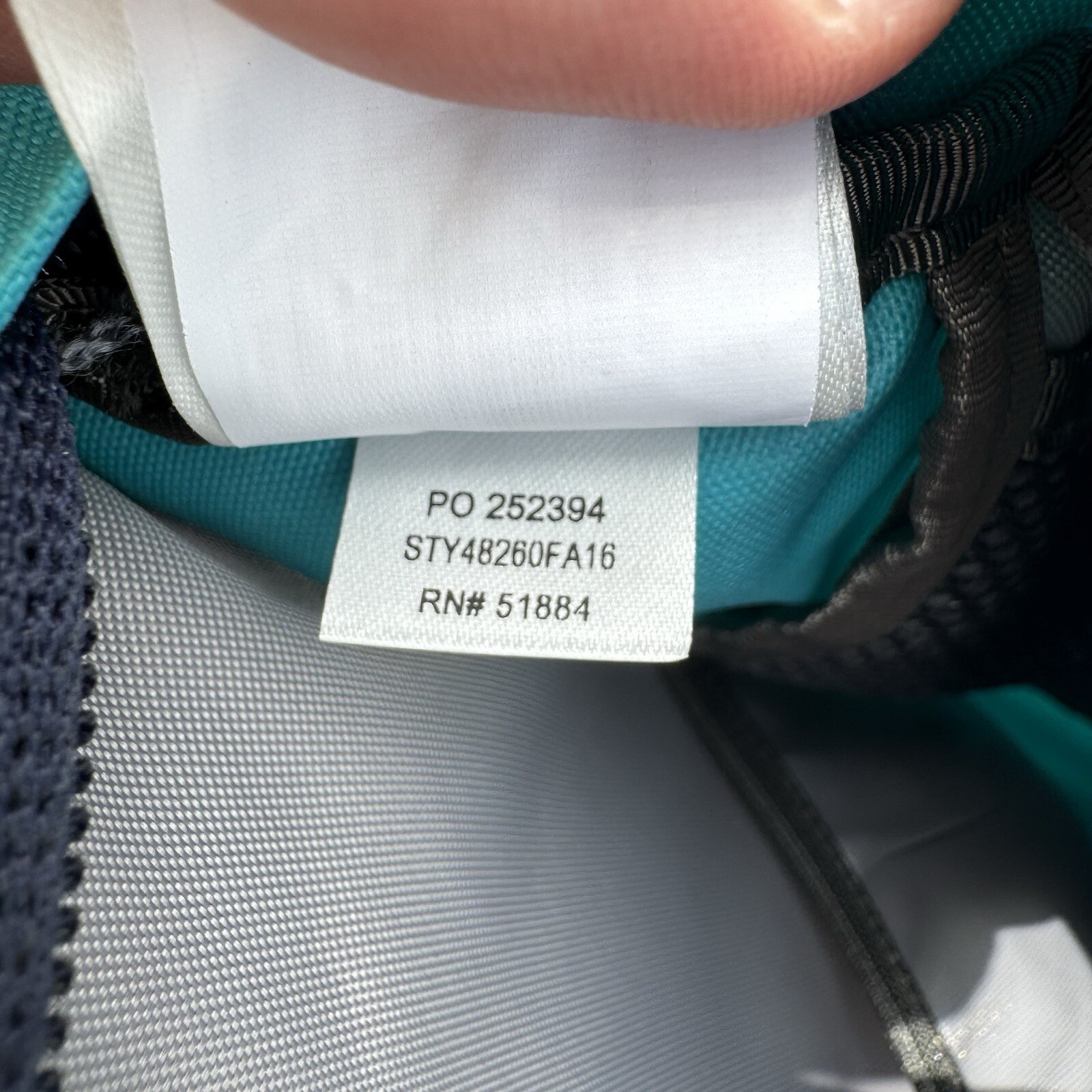 Patagonia Atom 8L Sling Bag Backpack Crossbody Day Travel Hiking Outdoor 48260