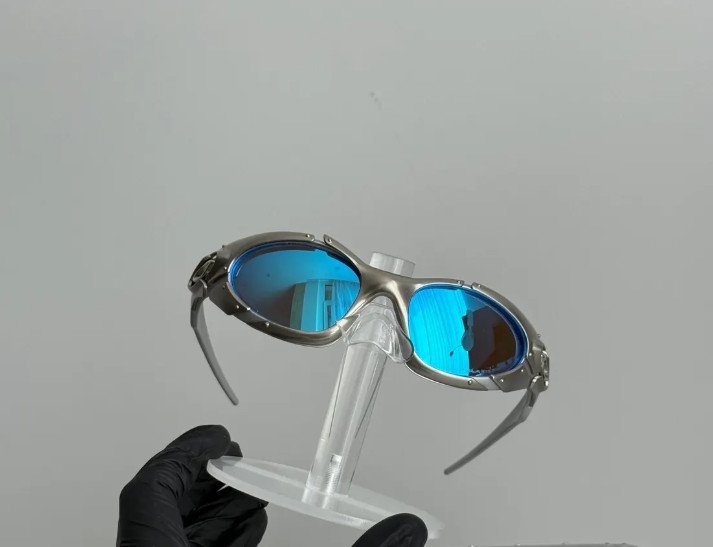 Oakley Plate Polarized Sunglasses Silver Blue Y2K Gorpcore Retro