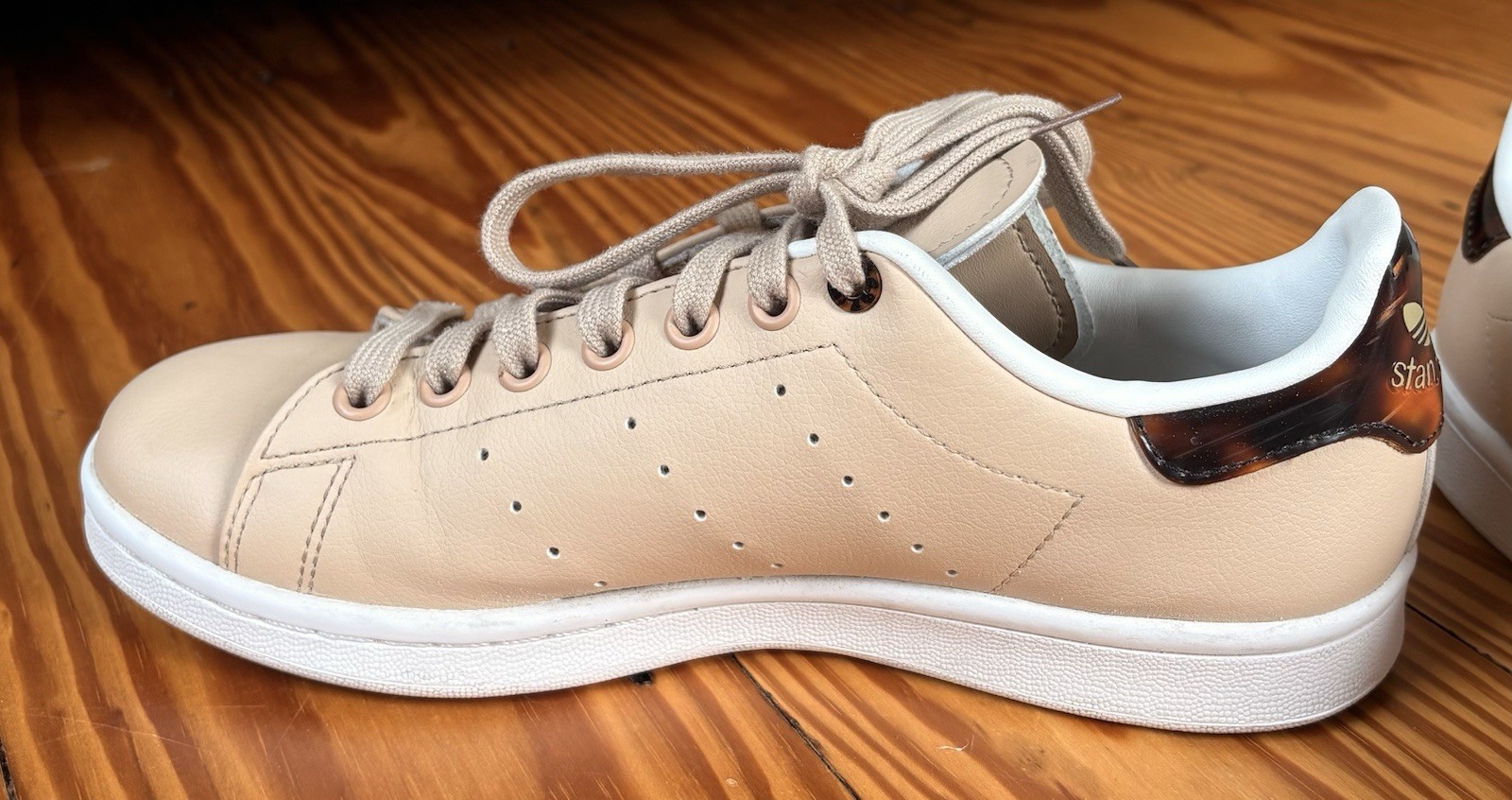 Women’s Adidas Stan Smith Pale Nude Tortoise Shell Shoes sz US 6.5 EU 38 GY5910