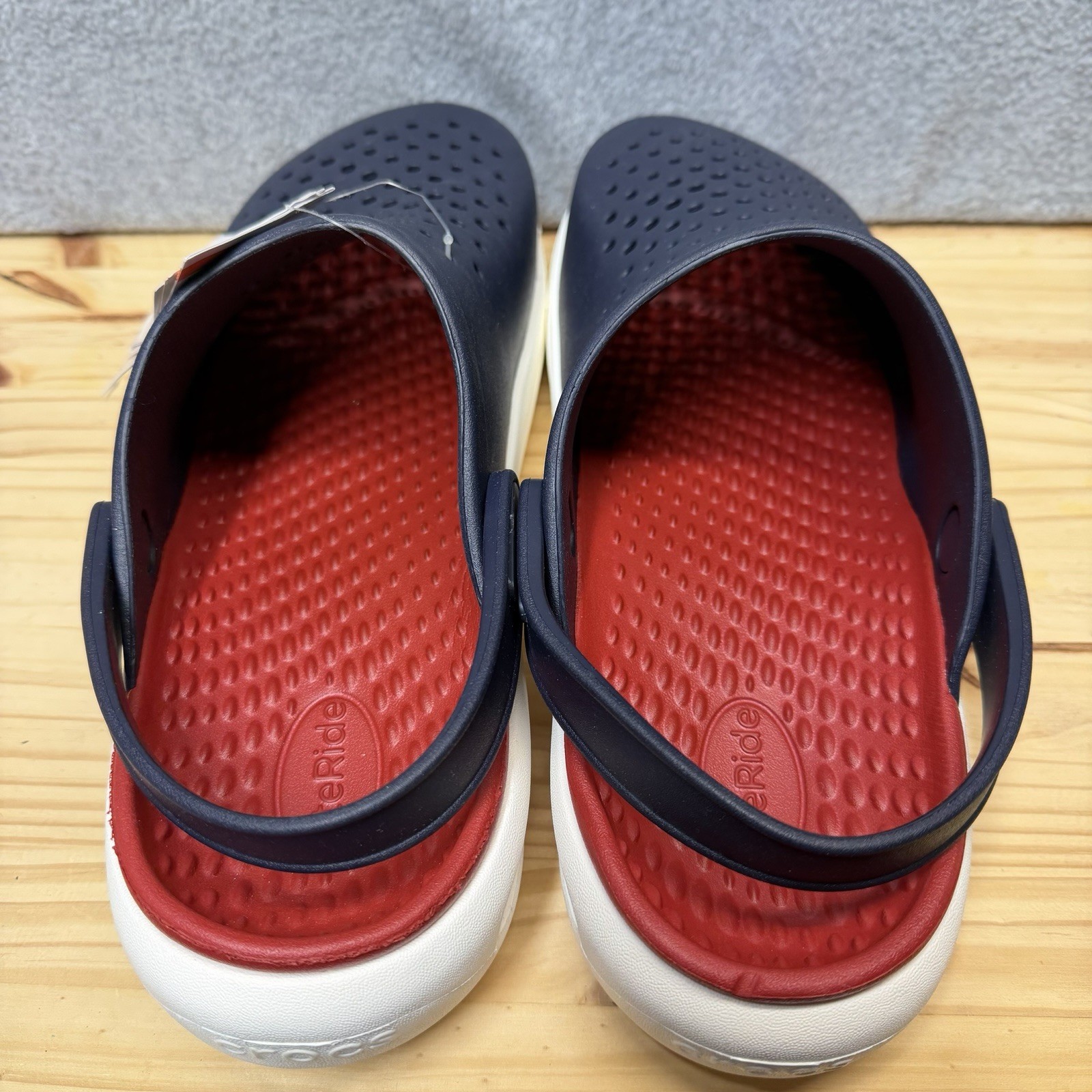 Crocs InMotion Clog Navy Red 209964-410 Mens 9 WOMEN’S 11 NEW NWT
