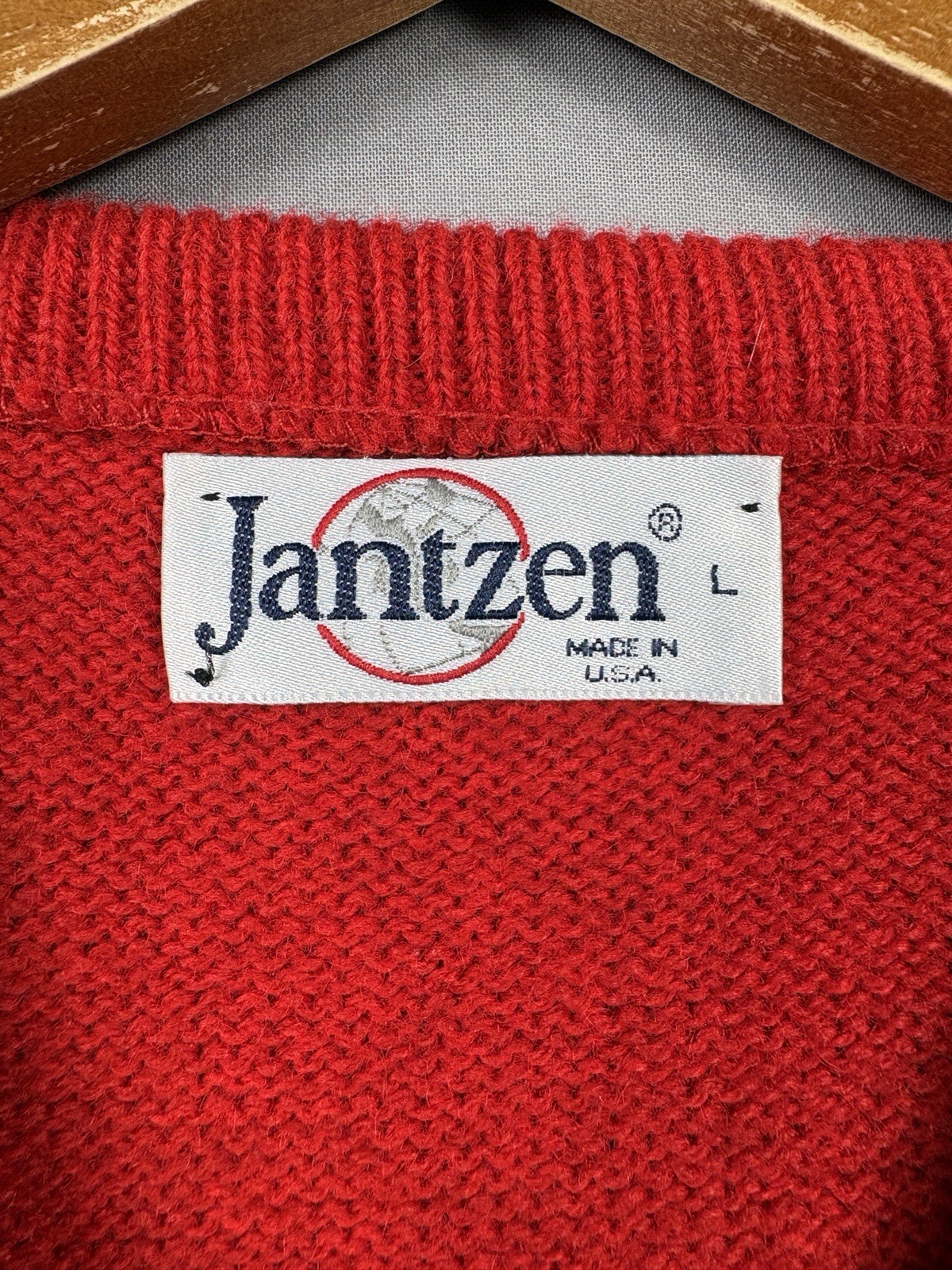Vintage 80s 90s Jantzen Sweater Vest Mens Sz L Red V Neck Acrylic USA Made Golf