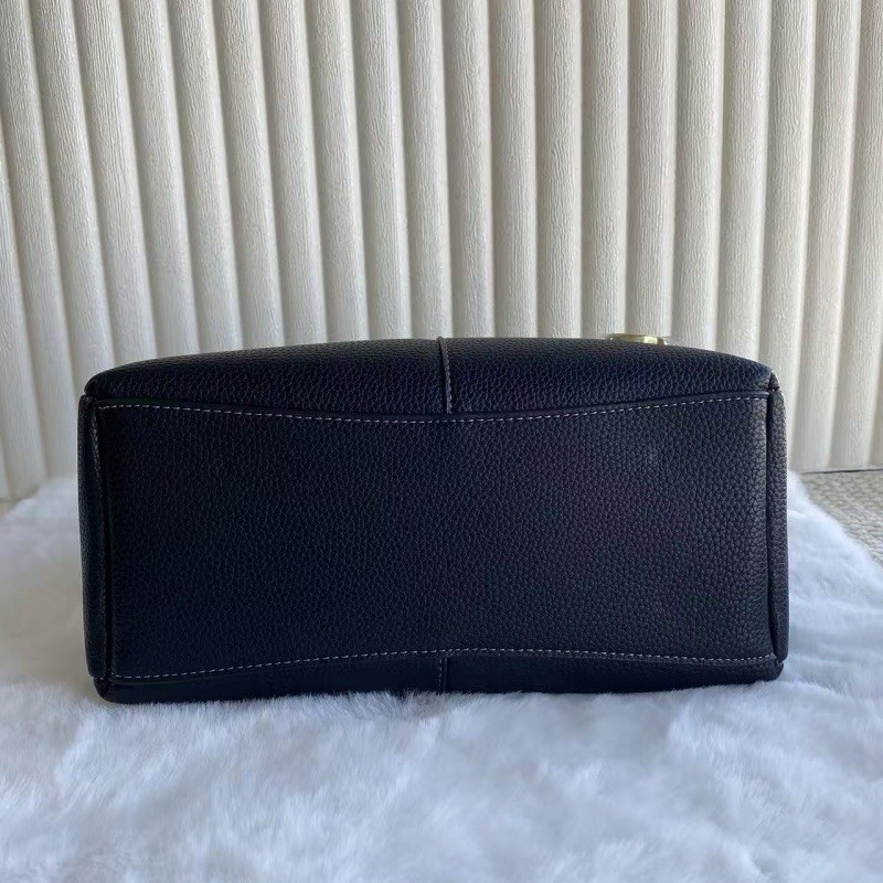 COACH New Lana Shoulder Bag 23 Polished Pebble Leather Crossbody bag Black CM545