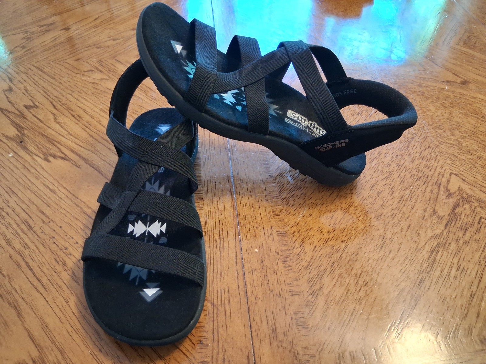 Skechers Hands Free Slip-ins Reggae Slim Stretch Flex Black Sandals Womens Sz 7