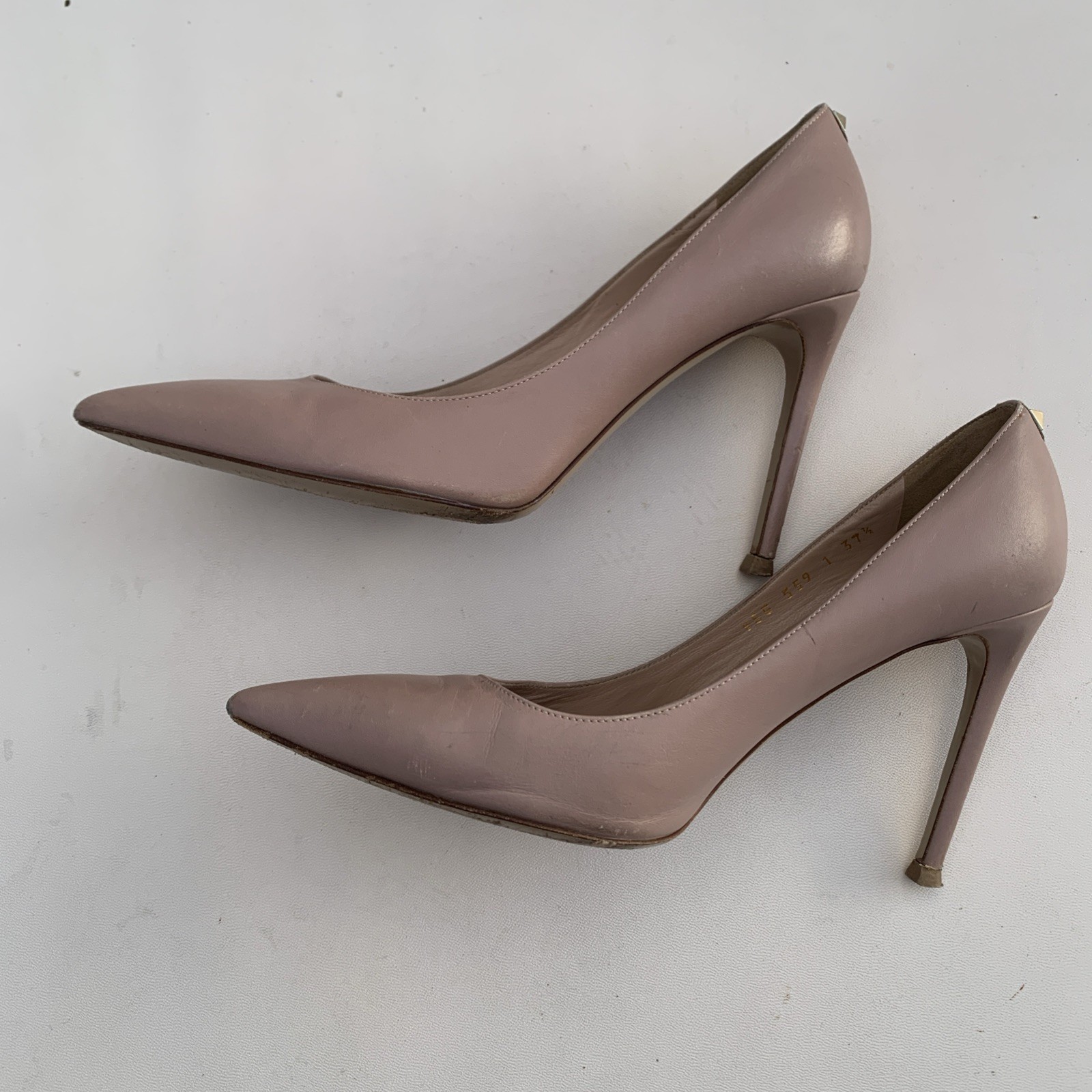 Valentino Pink Nude Heels Pumps Sz 37.5 Fits 7