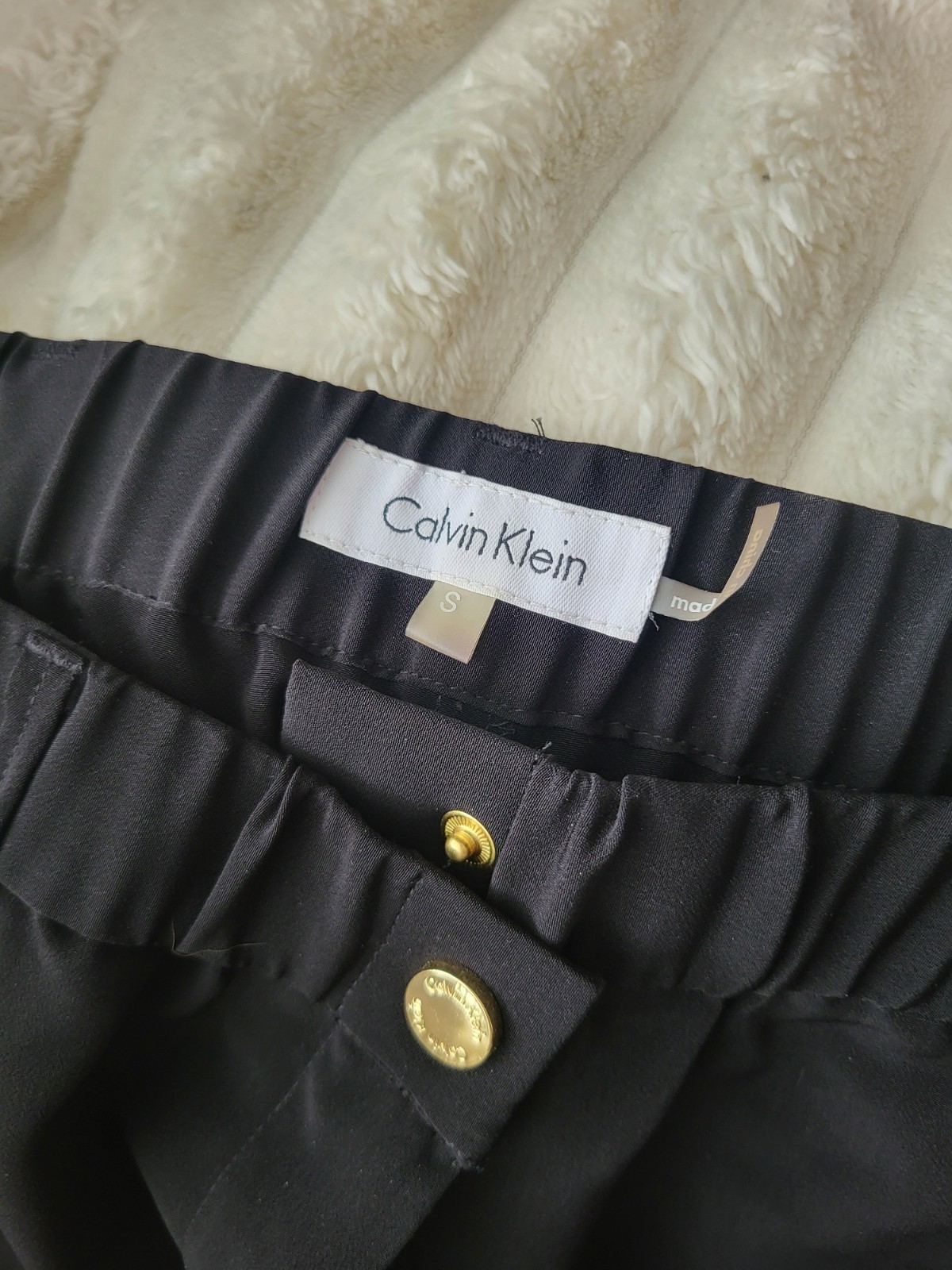 Calvin Klein Ladies Pants Small 30″ Black Gold Snap Pockets Button Accent Straps