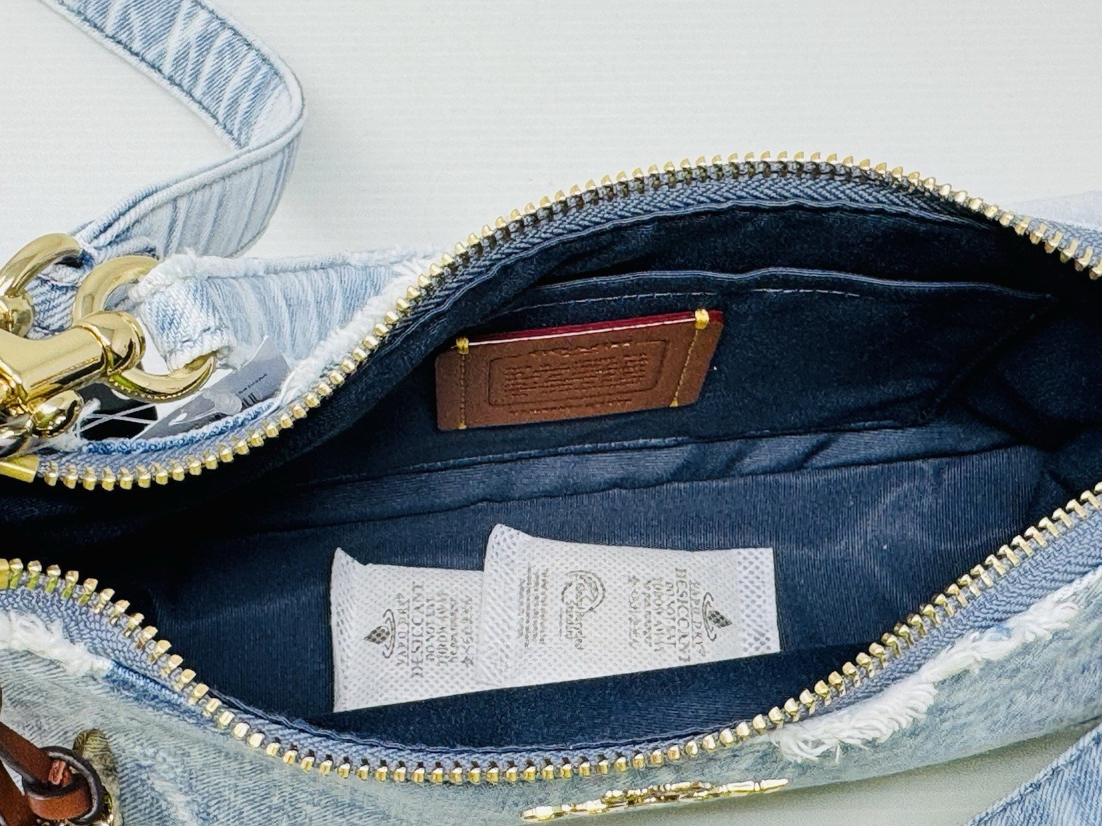 NWT COACH CDY76 Teri Shoulder Bag In Loved Denim With Charms /Light Indigo