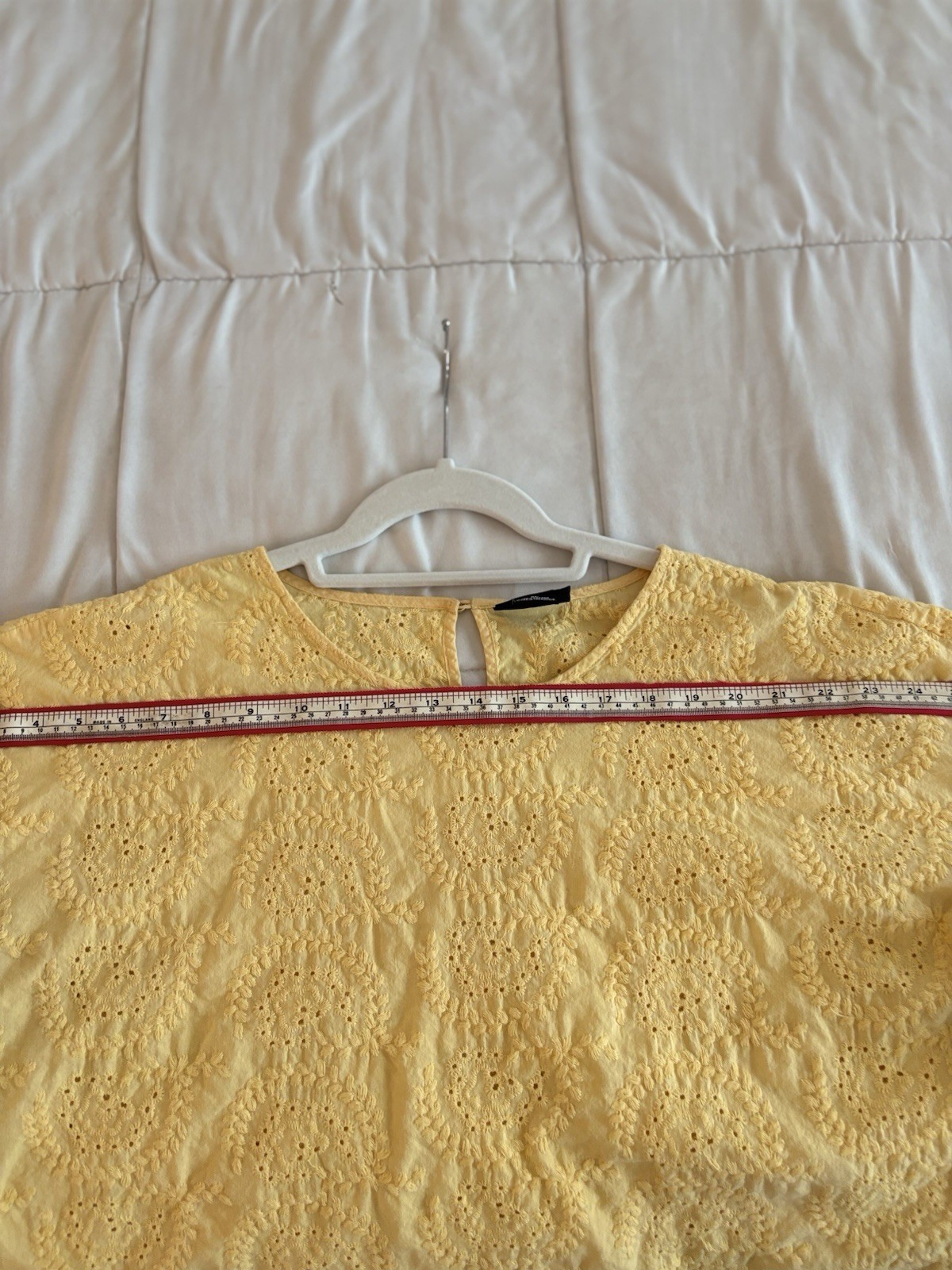 Liz Claiborne SIZE XL Yellow Floral Embroidered Ruffle Tiered Sleeve Top COTTON