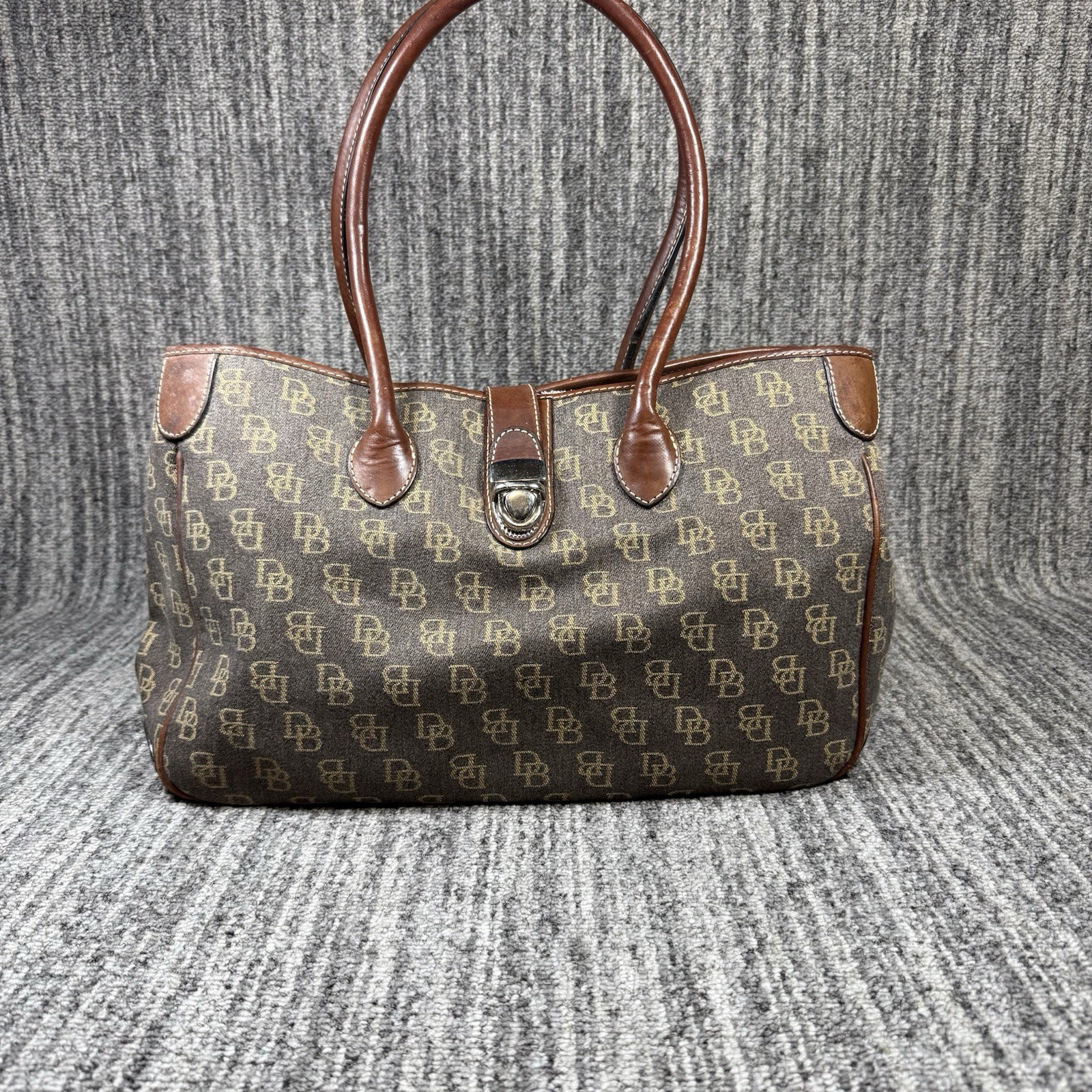 Dooney & Bourke Satchel Tote Bag Push Lock Signature Canvas Leather Trim Purse
