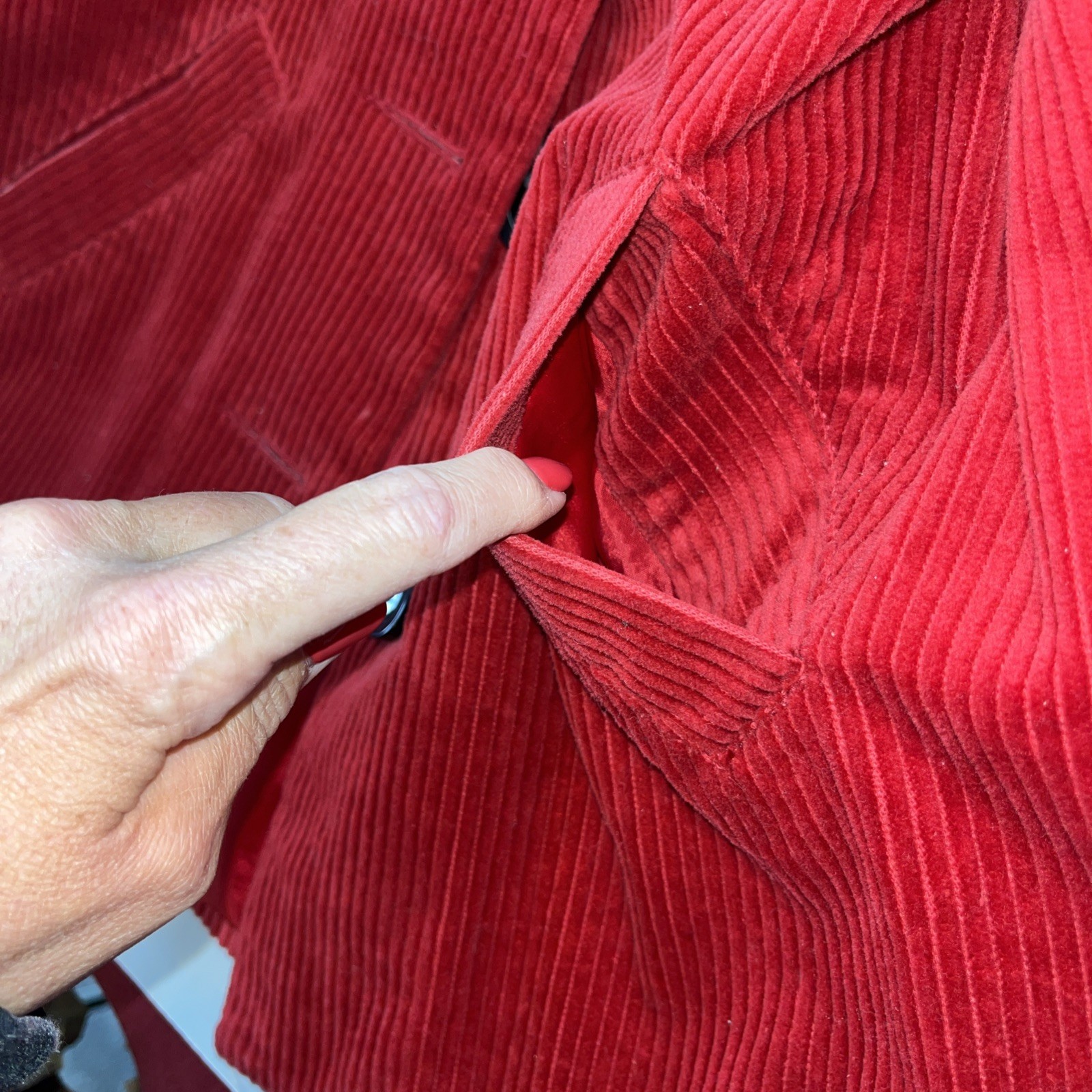 RED Corduroy JACKET Button Front Collared Button Strap Cuffs Womens S Relativity
