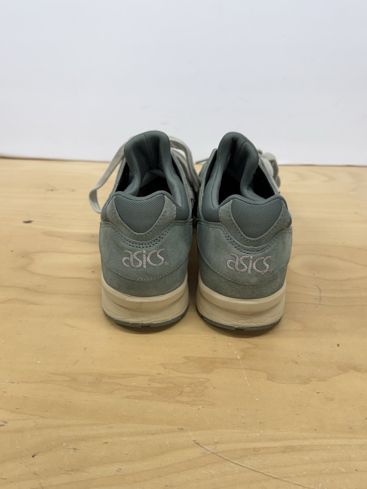 Asics Gel-Lyte III OG Men’s Size 7 Light Sage Slate Grey Sneakers