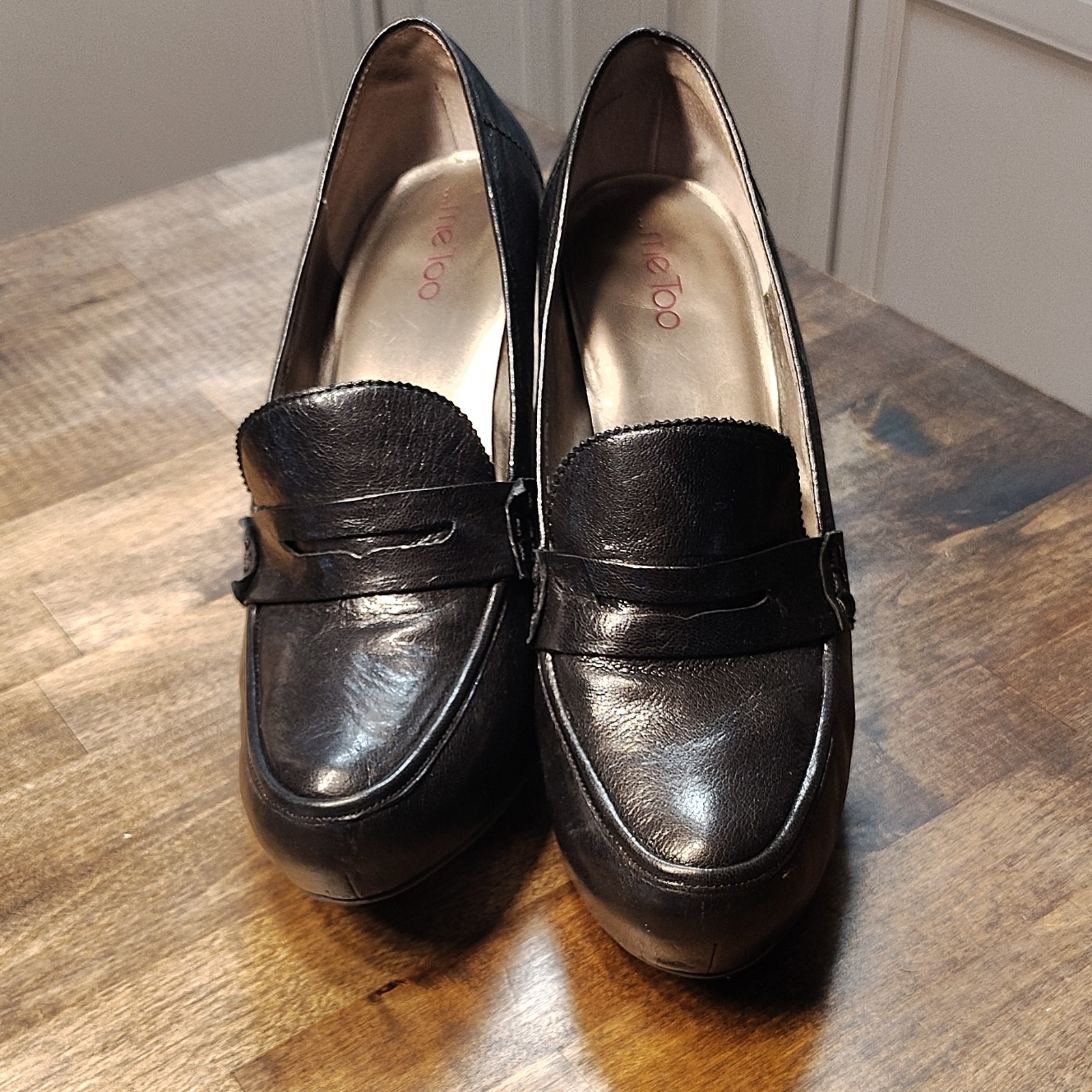 me Too Black Leather Platform Almond Toe Slip On Block Heel Loafers Womens 12M