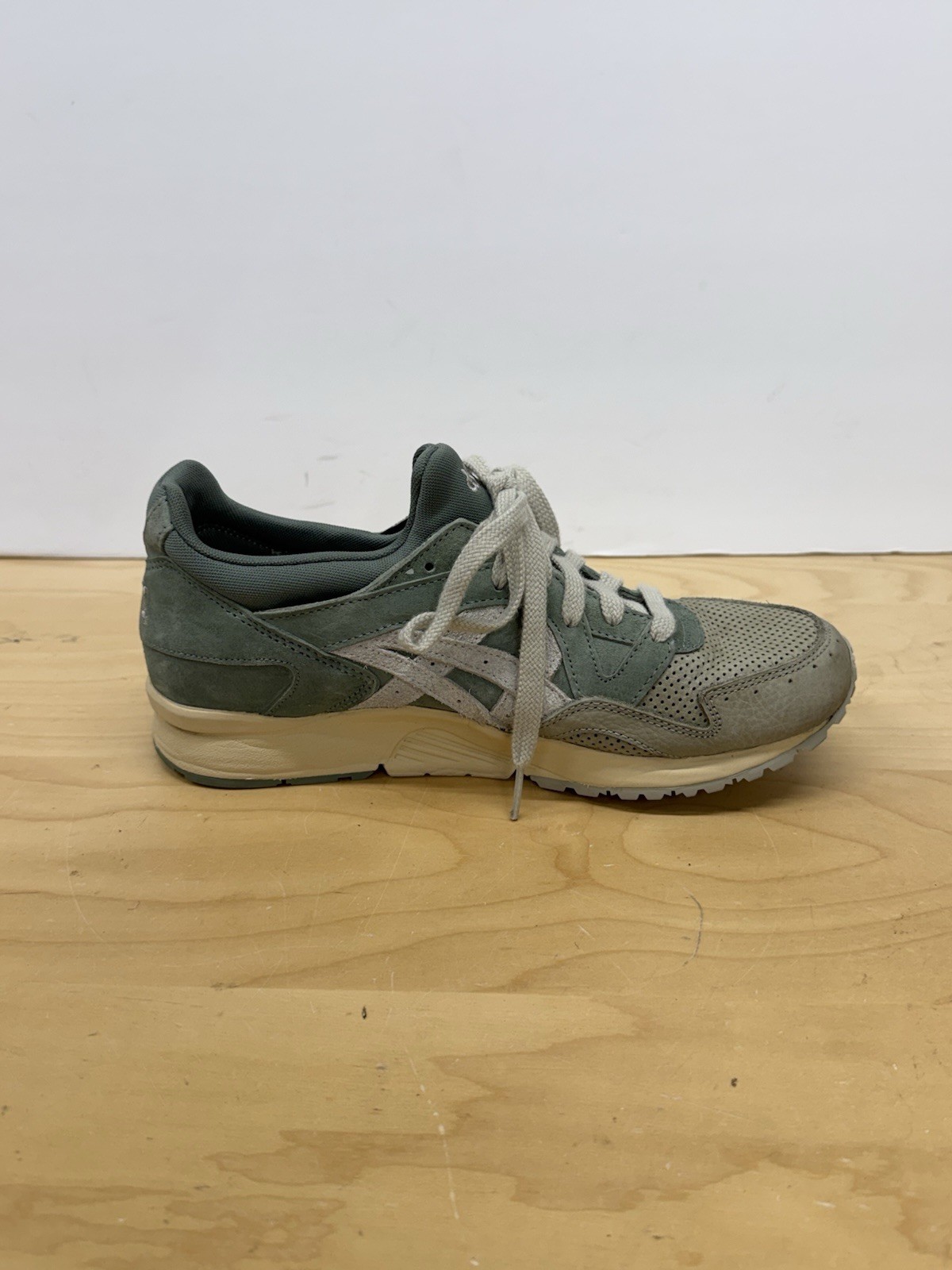 Asics Gel-Lyte III OG Men’s Size 7 Light Sage Slate Grey Sneakers
