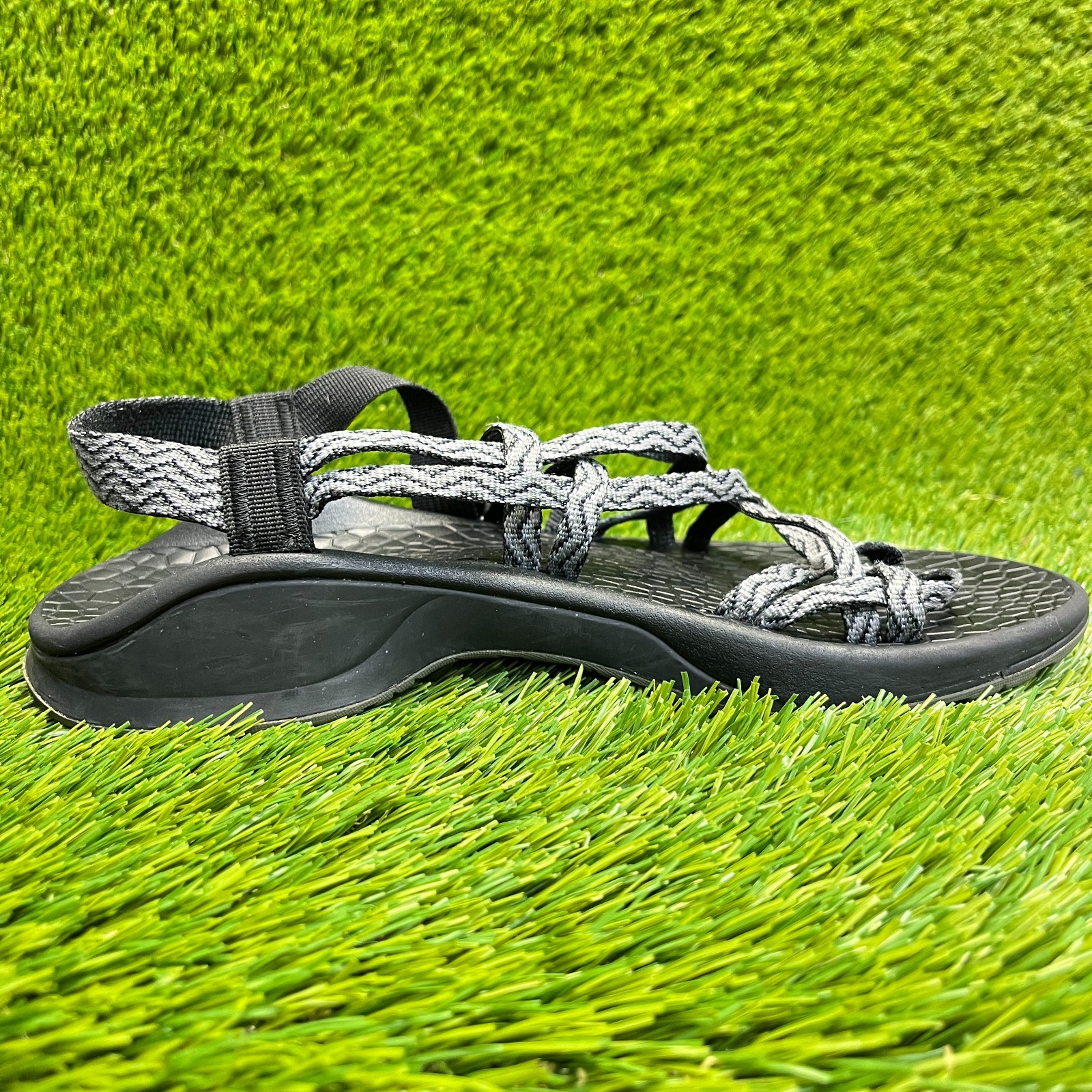 Chaco Updraft EcoTread X2 Womens Size 9 Gray Black Beach Walking Strappy Sandals