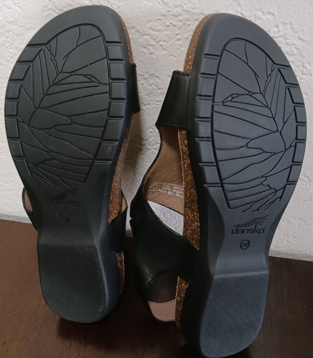 DANSKO Women’s REECE Leather Sandals Black Waxy Burnished [EU 38] US 7.5/8-NWD