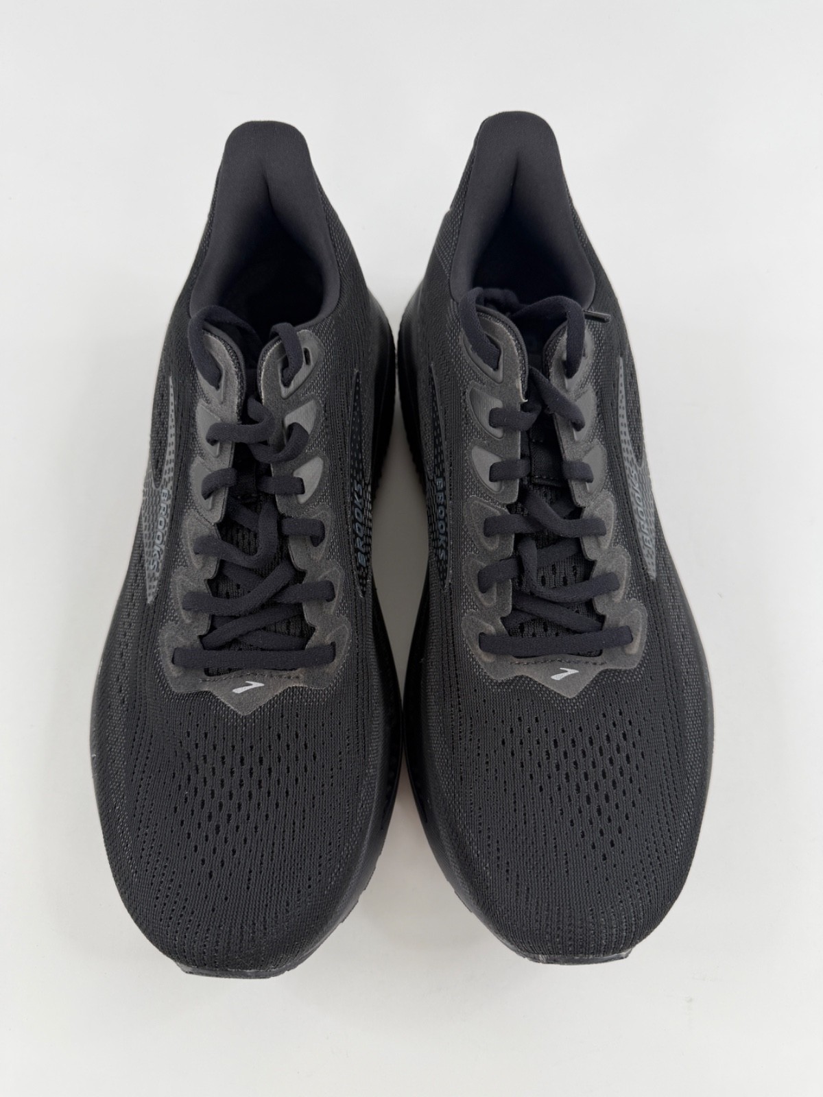 Men’s Brooks Ghost 17, Black/Black/Ebony, 10 D Medium US