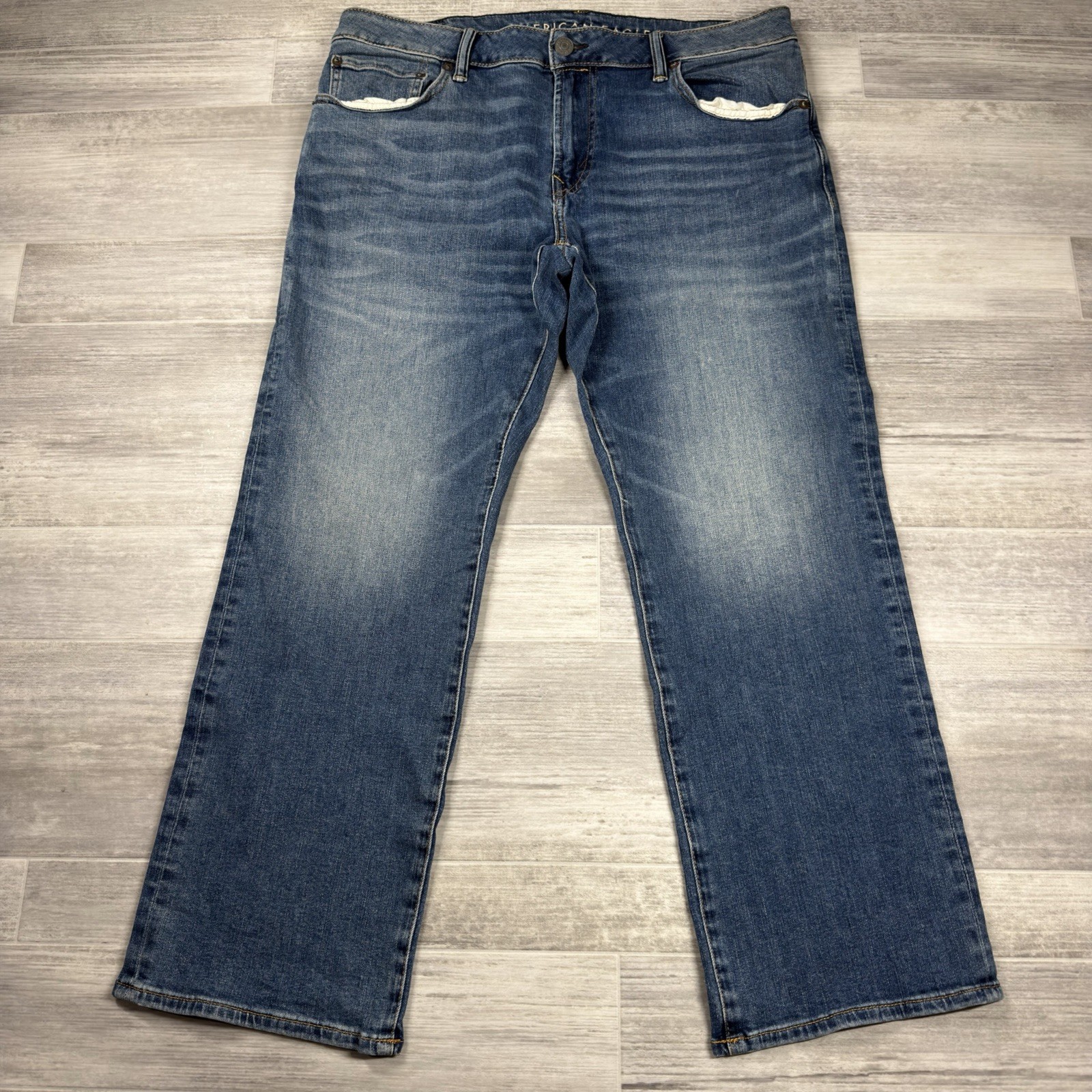 American Eagle Men’s Original Bootcut Airflex+ Jeans Blue 36×30* Whiskers NWOT