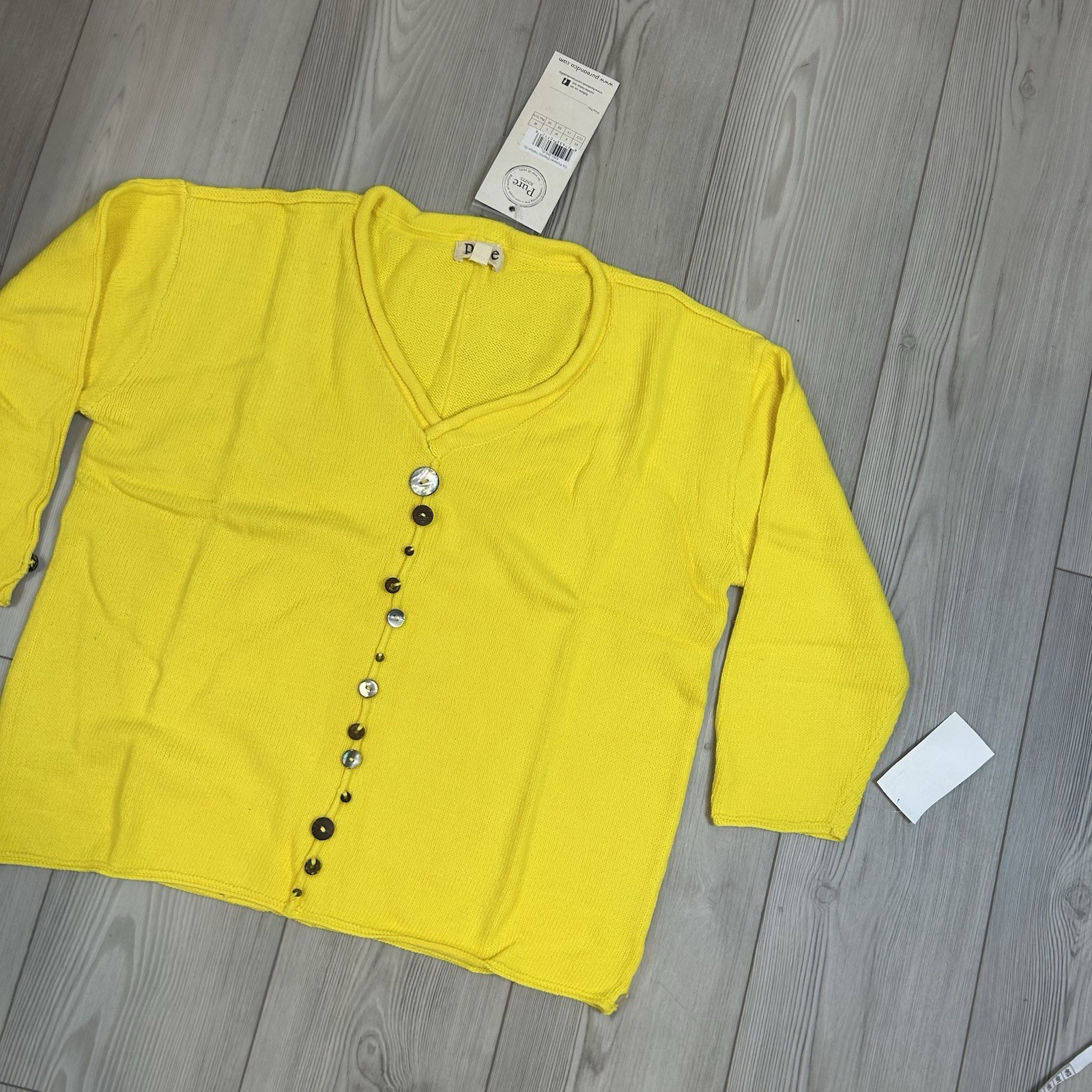 NWT Pure Knits Sweater Women’s XL Electric Yellow Artsy Buttons Iris Pullover