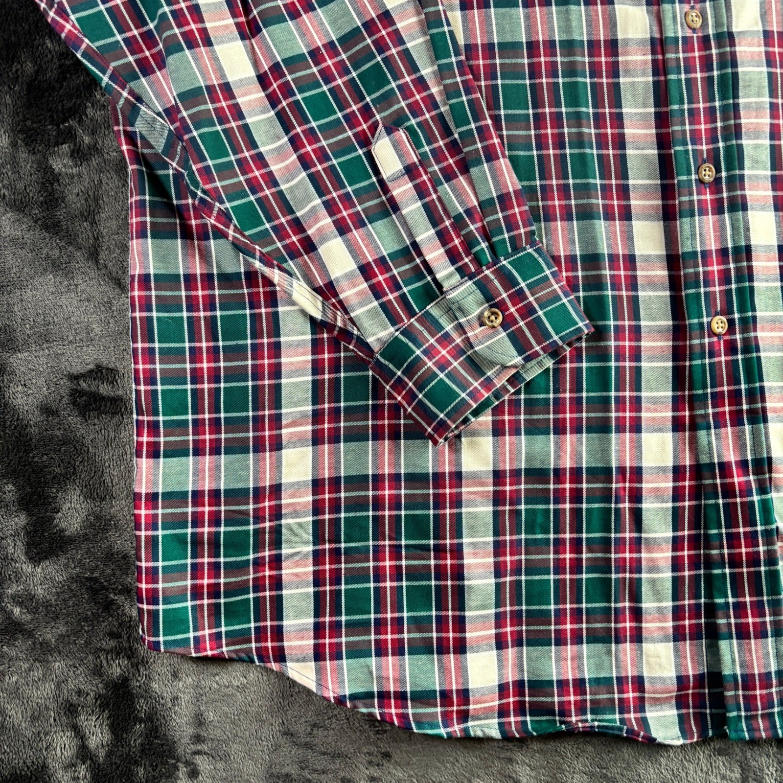 LL Bean Mens XL Plaid Button Down Shirt Green Burgundy Made in USA Vintage G200
