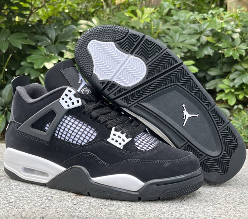 Nike Air Jordan 4 “White Thunder” Men’s Retro Mid Top Basketball Shoes