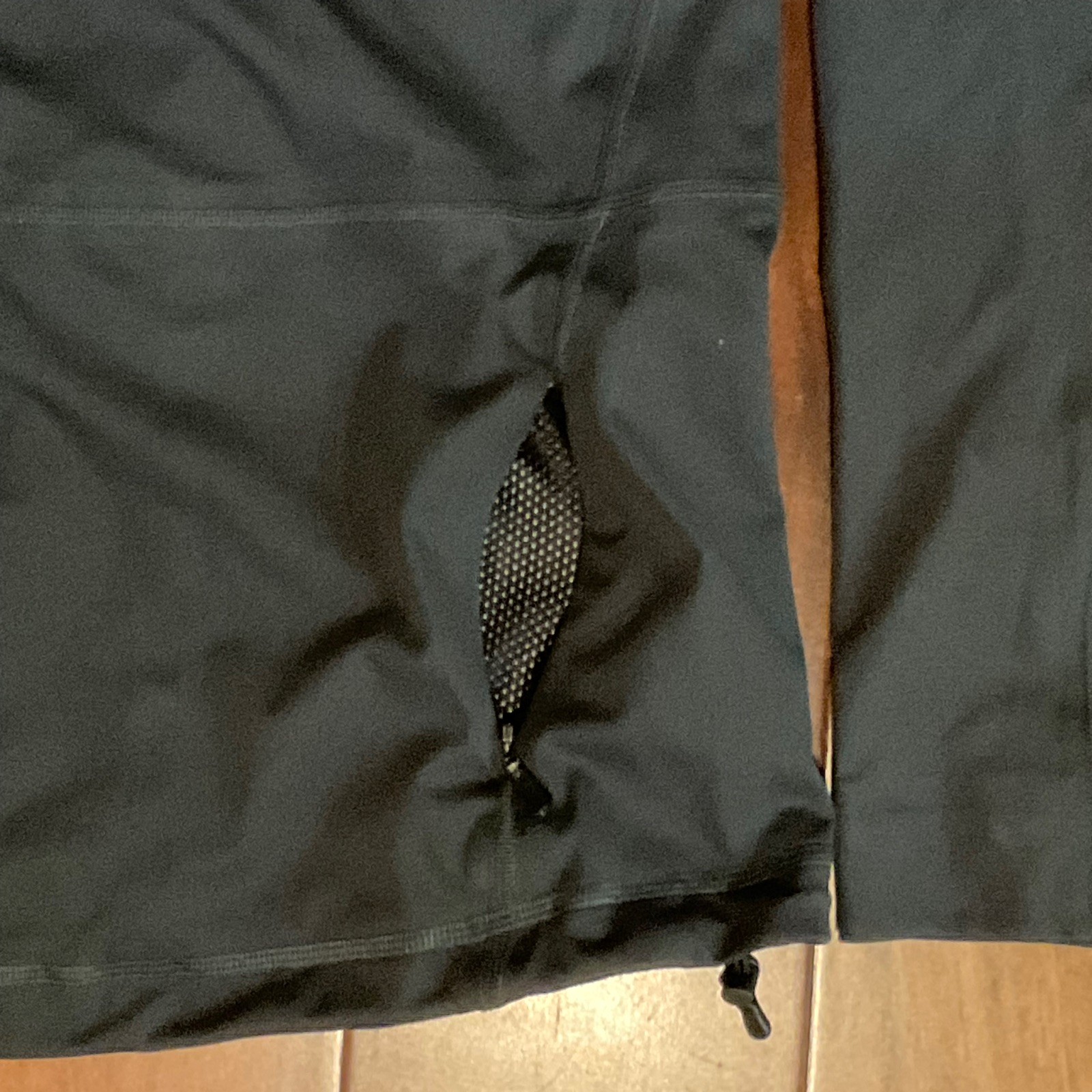 Mountain Hardwear Dry Q Active Hooded Zip Jacket Womens M Gray