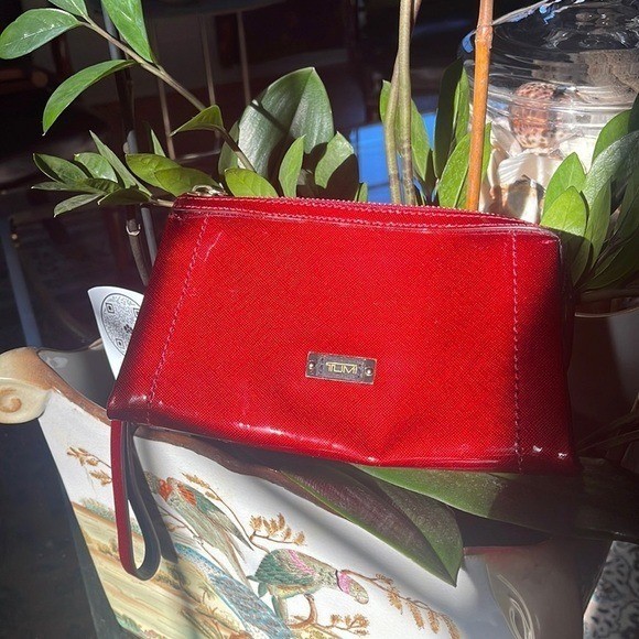 TUMI Red Metallic Crossgrain Zip Top Wristlet Clutch Bag Gold Hardware
