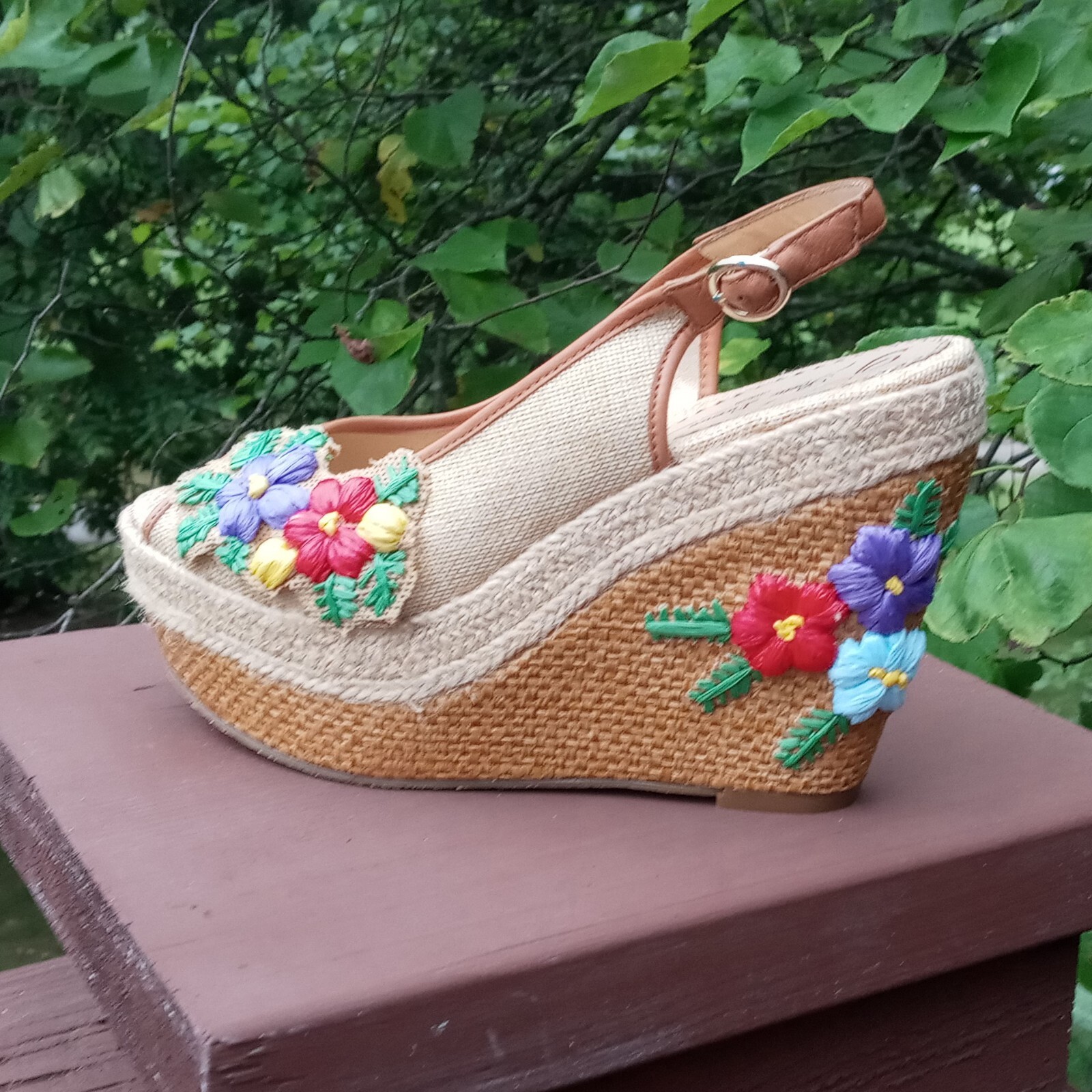 Poetic Licence 8.5 Sandals Natural Petal Pusher Floral Fabric Leather Wedge Shoe